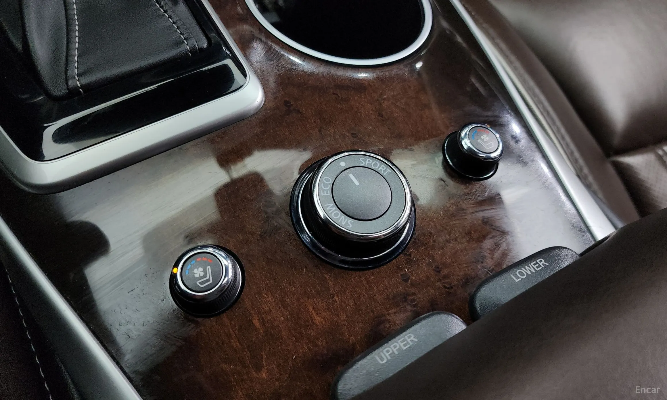 Infiniti QX60 превью 18