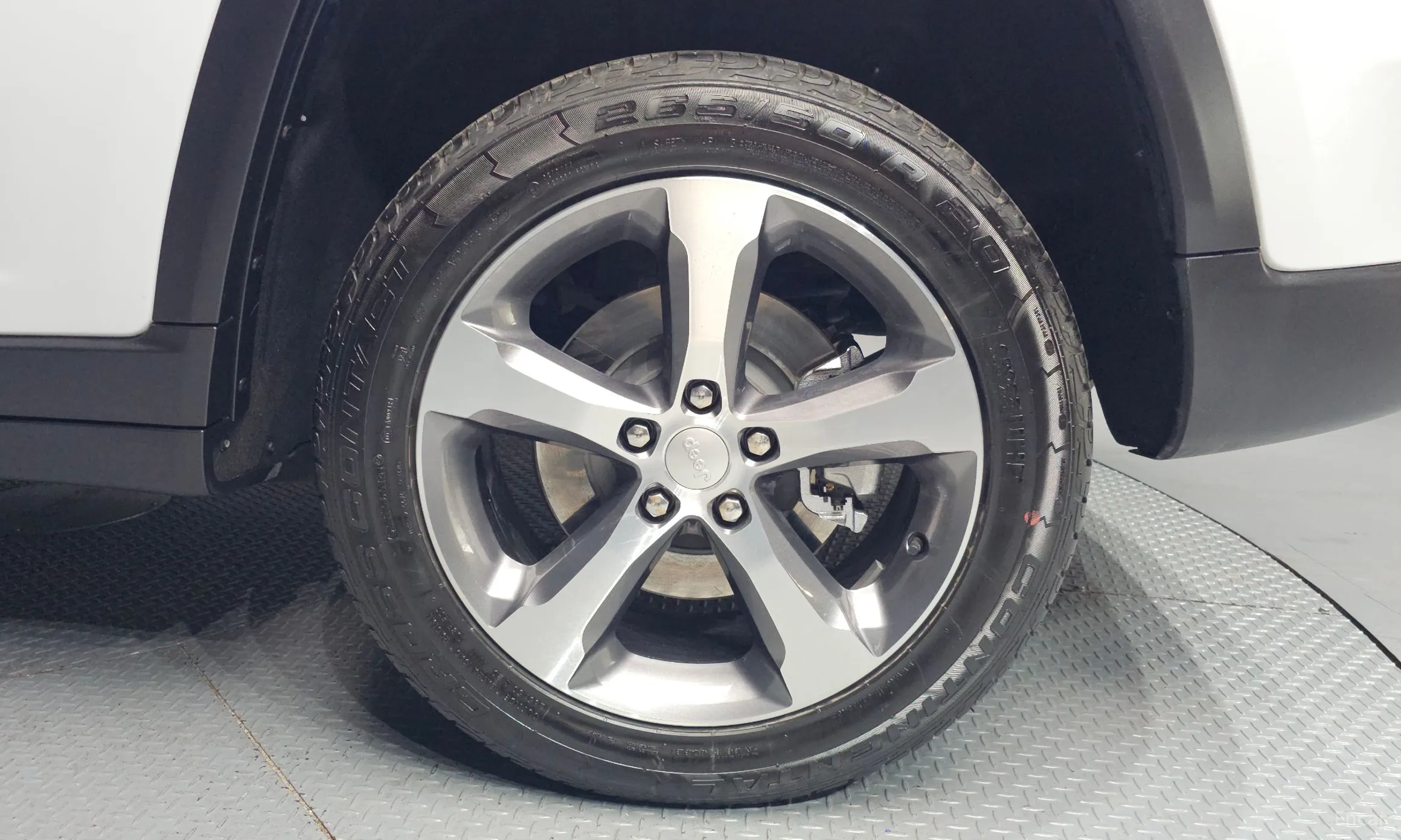 Jeep Grand Cherokee (WL) превью 5