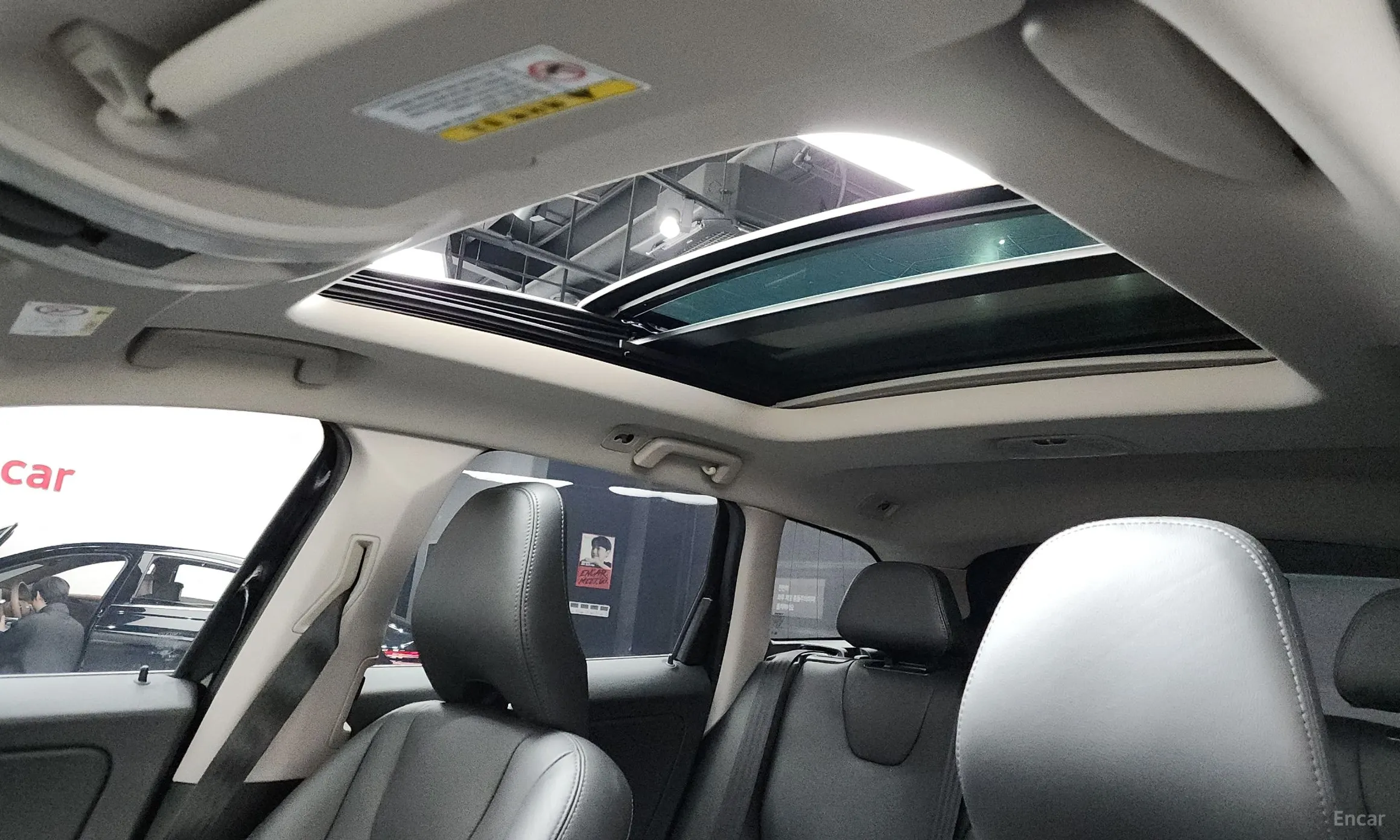 Volvo XC60 превью 19