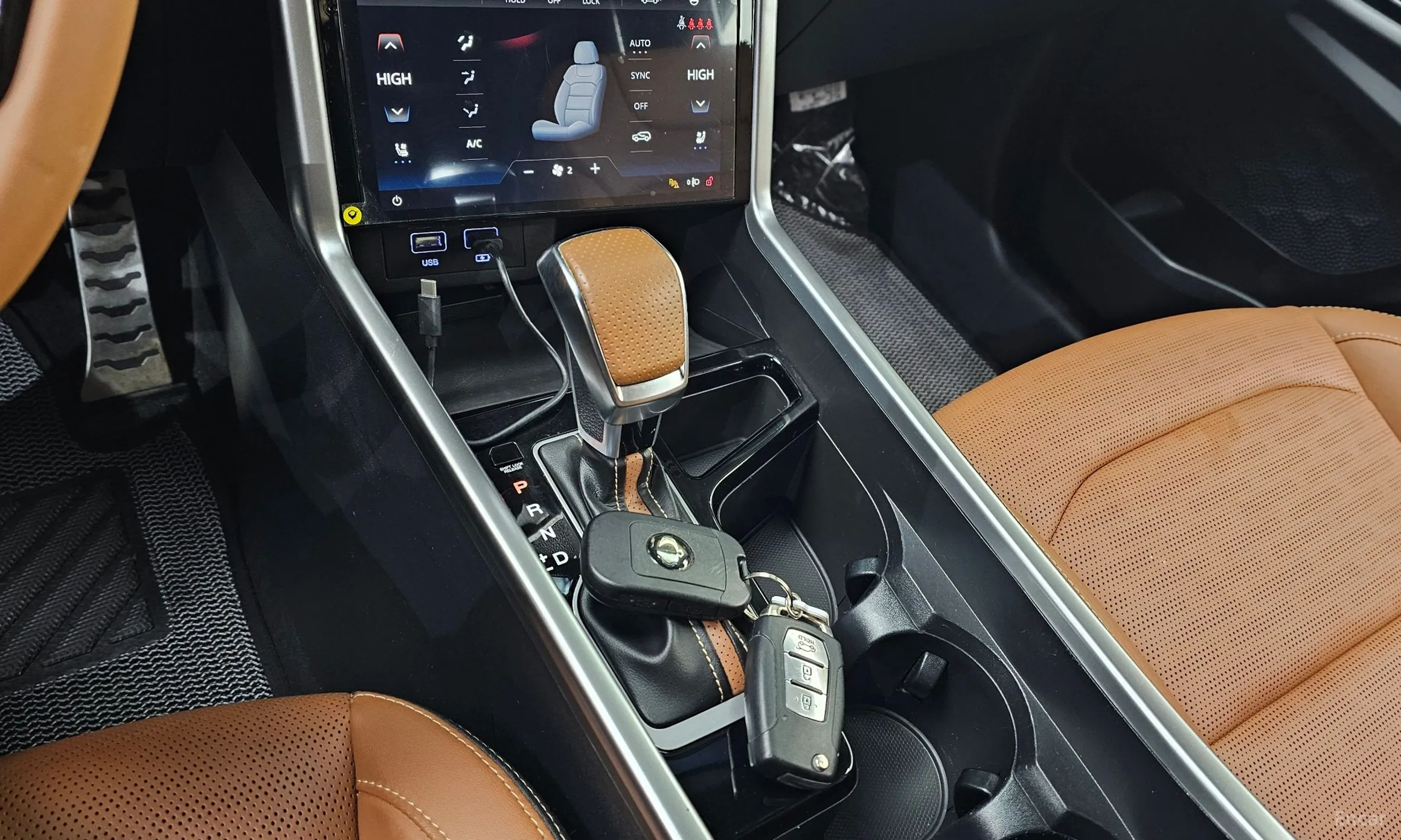 KG Mobility (SsangYong) Torres превью 9