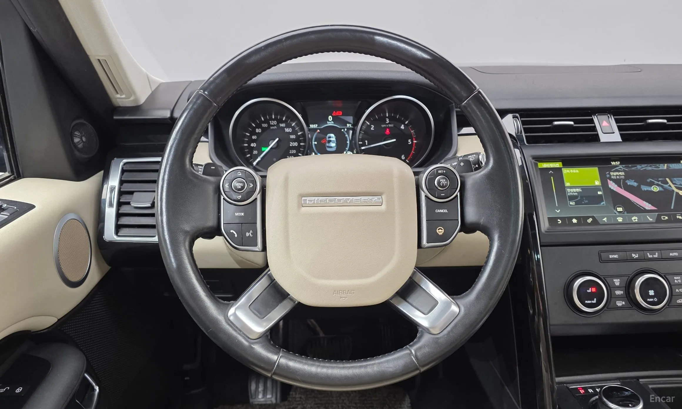 Land Rover Discovery 5 превью 13