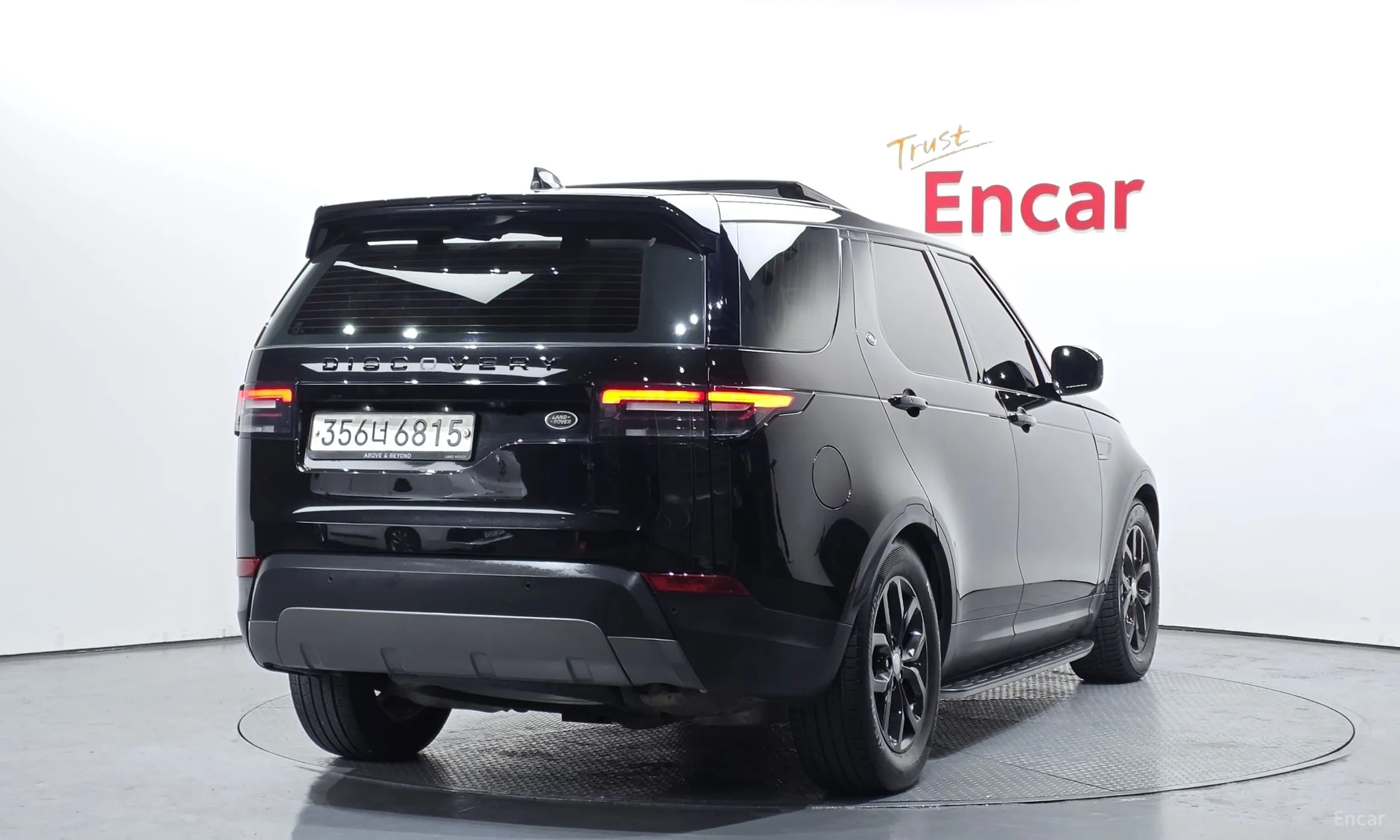 Land Rover Discovery 5 превью 2