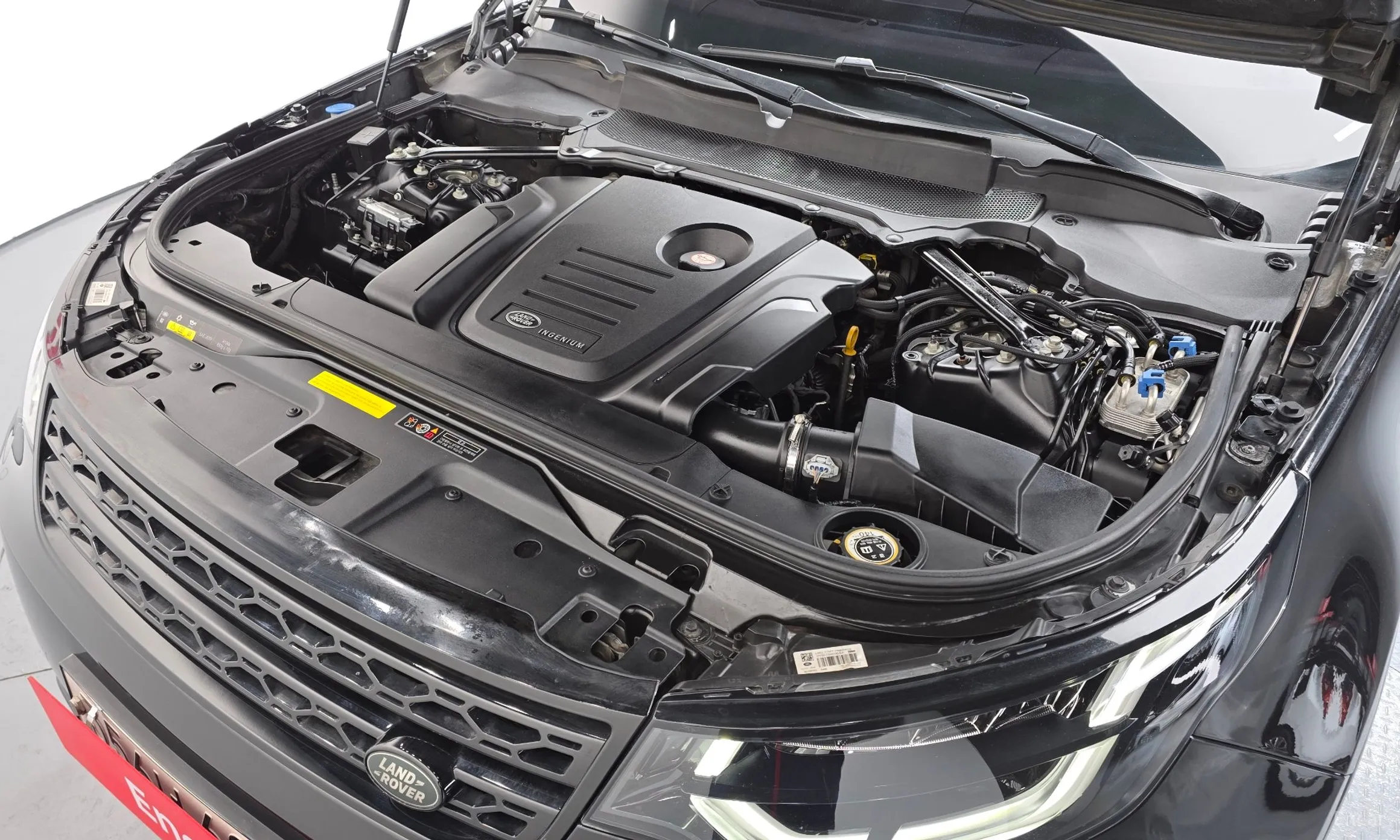 Land Rover Discovery 5 превью 6
