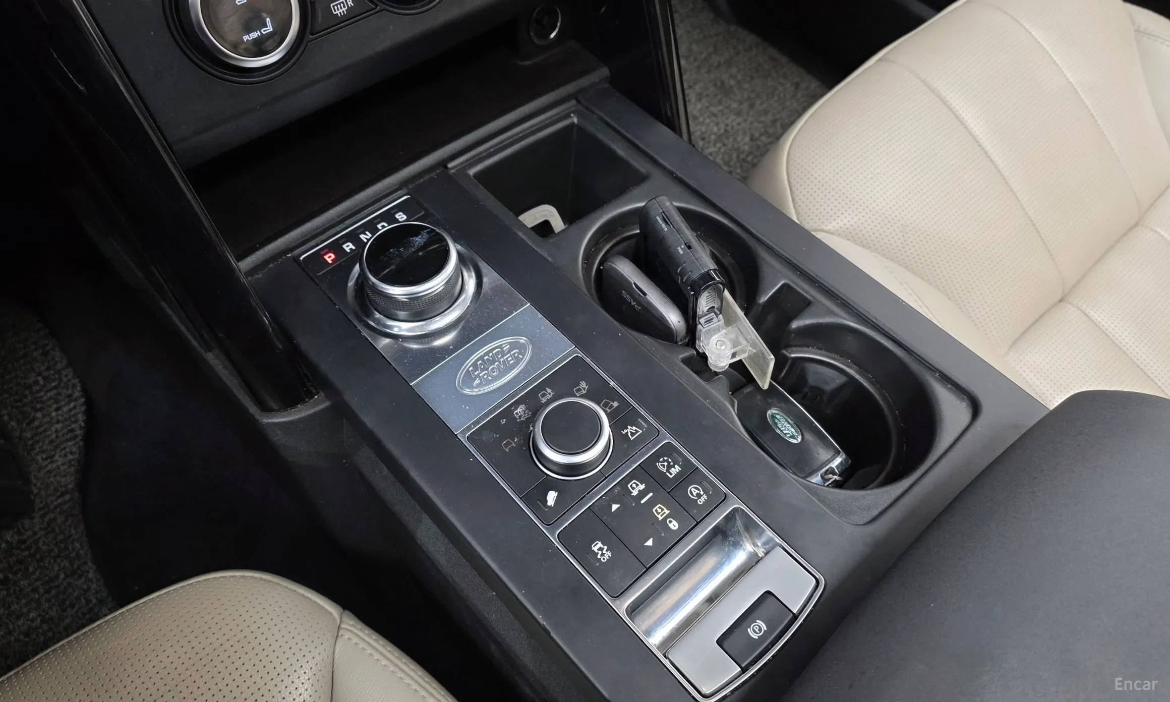 Land Rover Discovery 5 превью 9