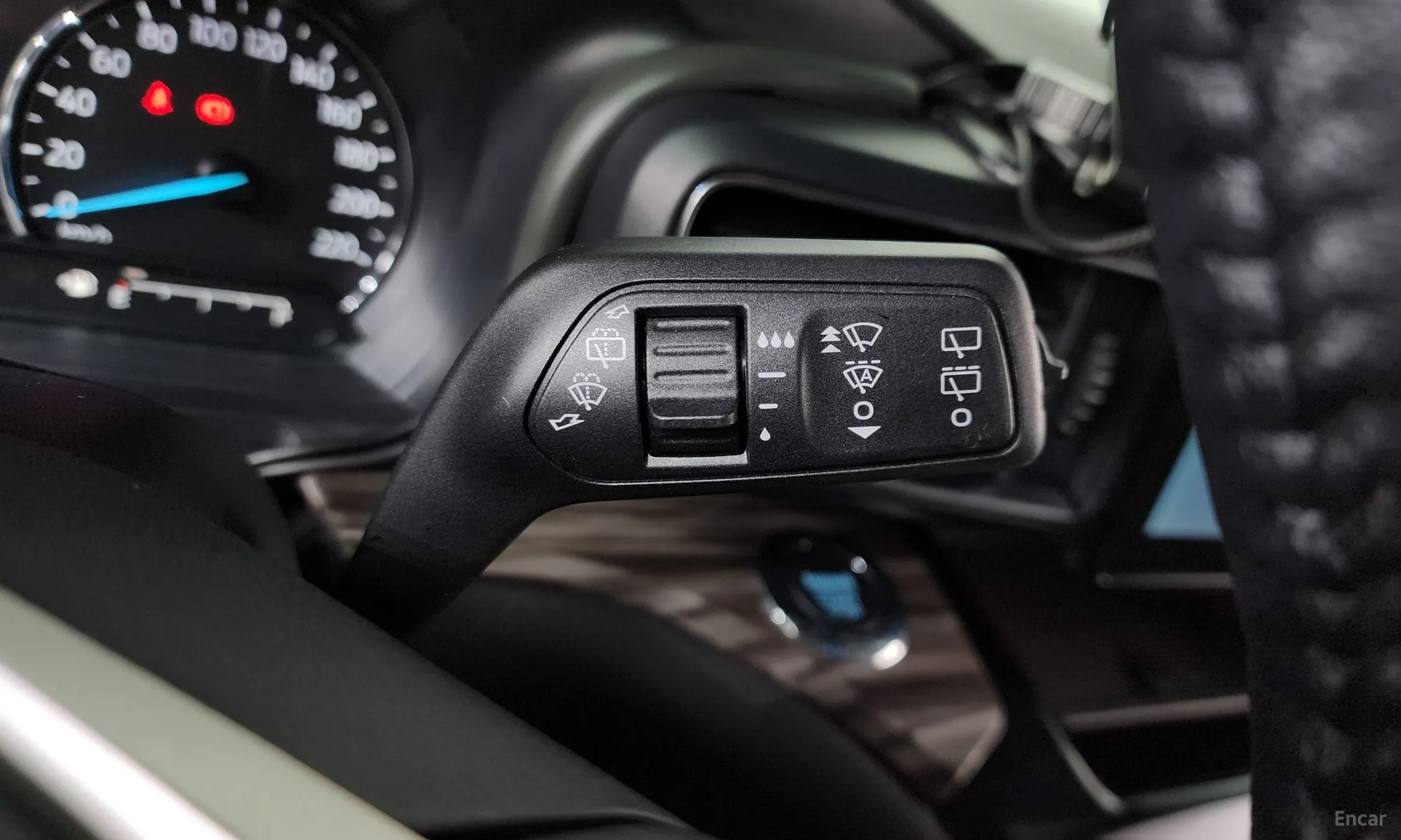 Ford Explorer 6th Generation превью 14