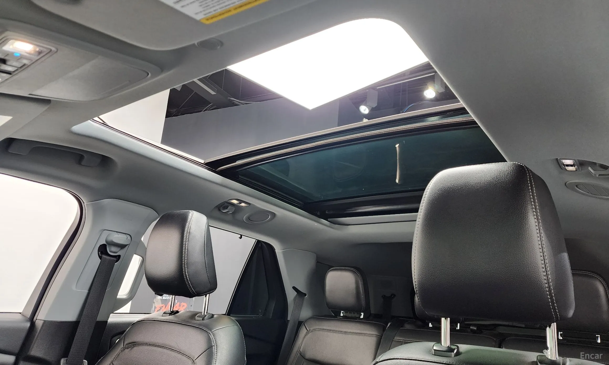 Ford Explorer 6th Generation превью 18