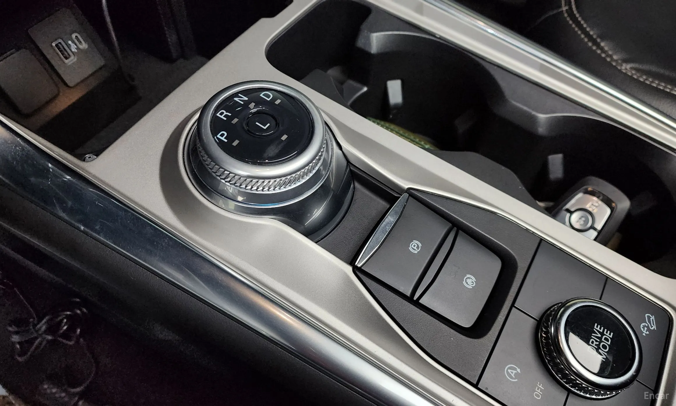 Ford Explorer 6th Generation превью 9