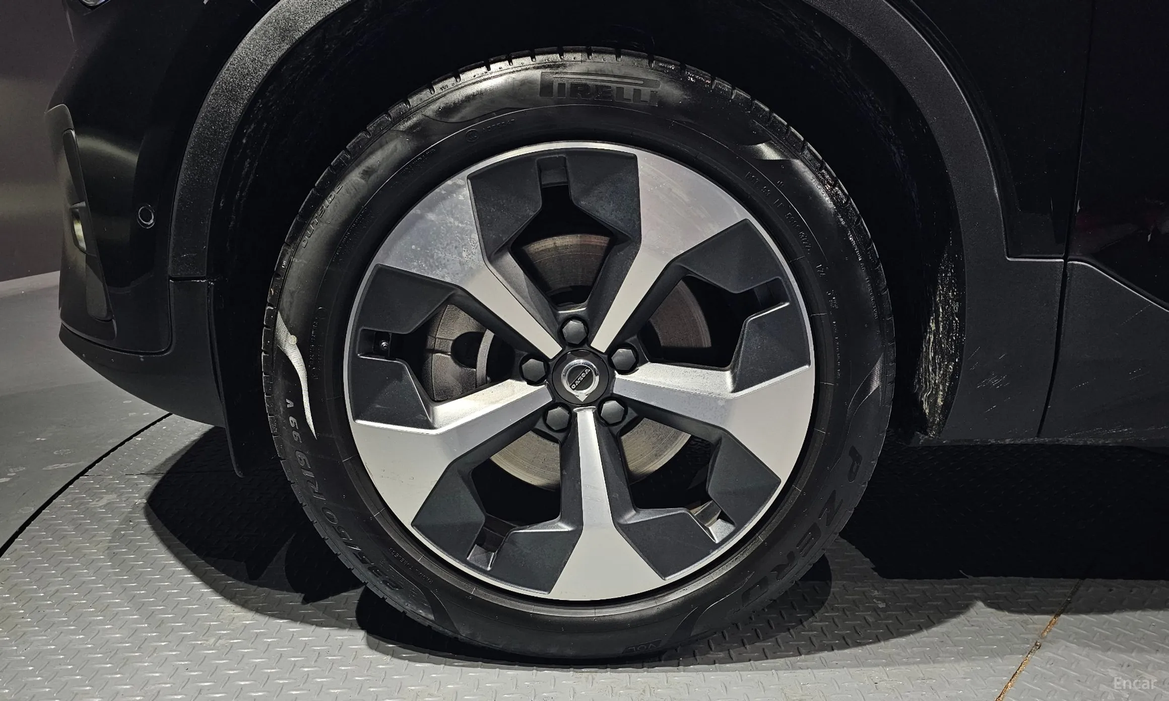 Volvo XC40 превью 5