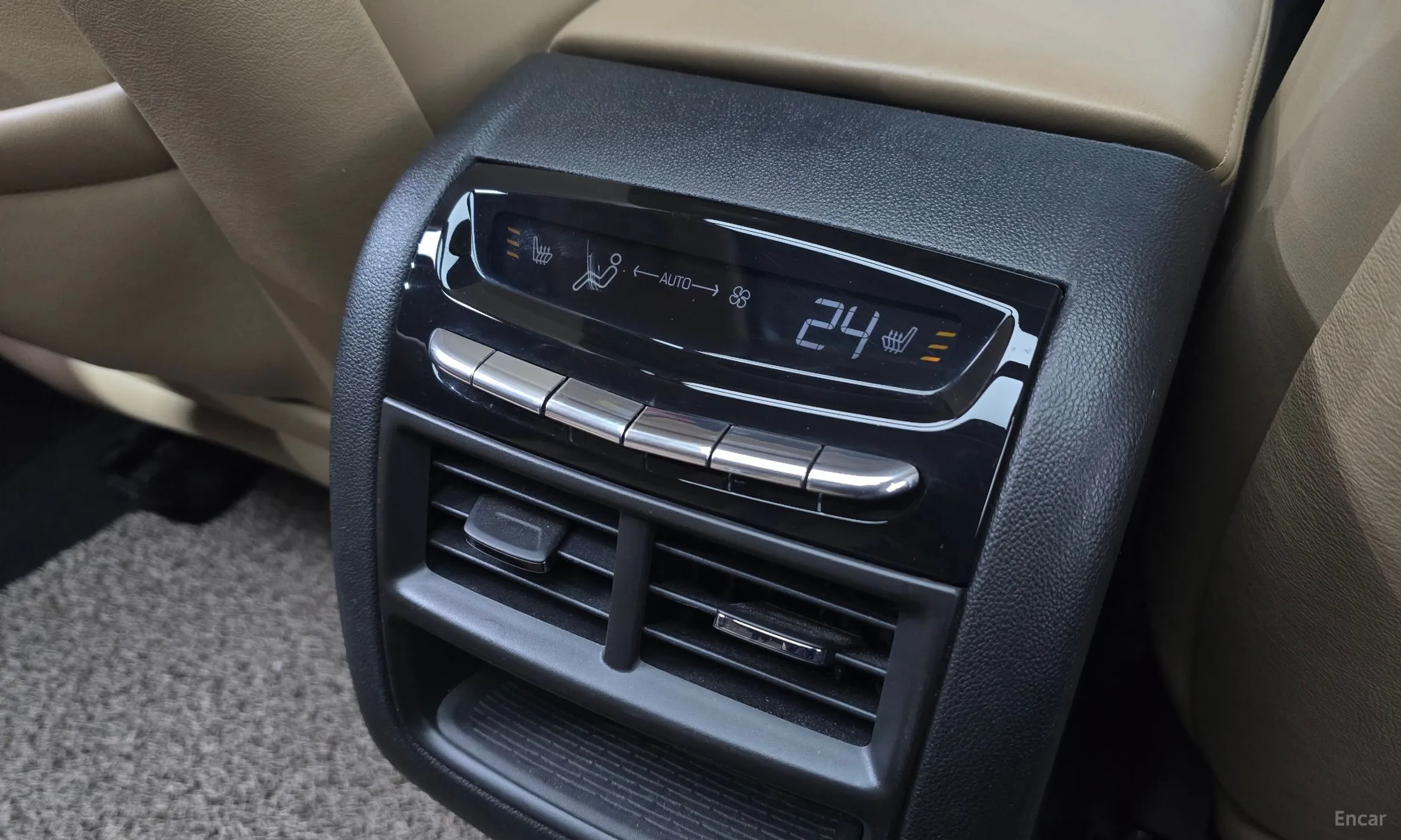 Cadillac XT5 превью 19