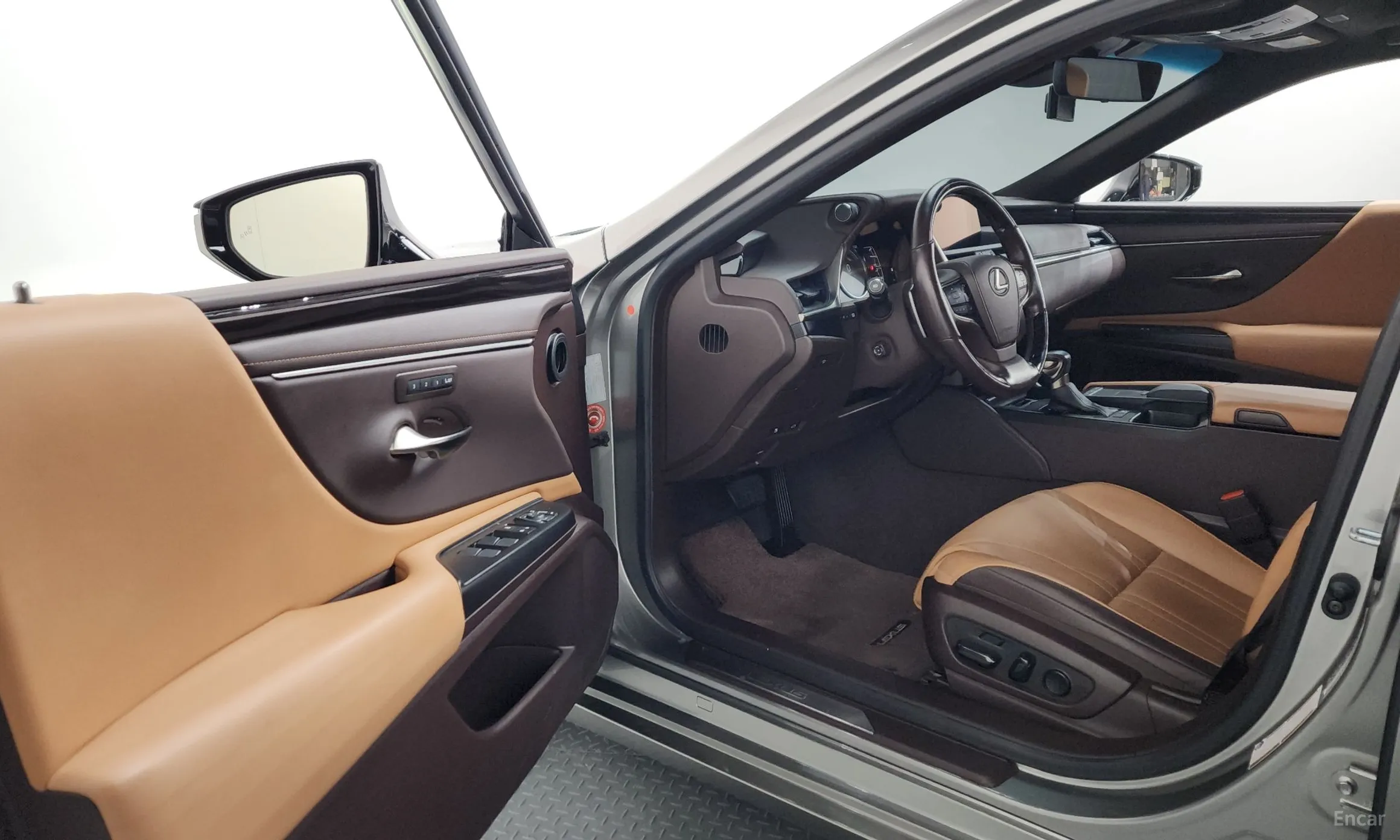 Lexus ES300h 7th Generation превью 10