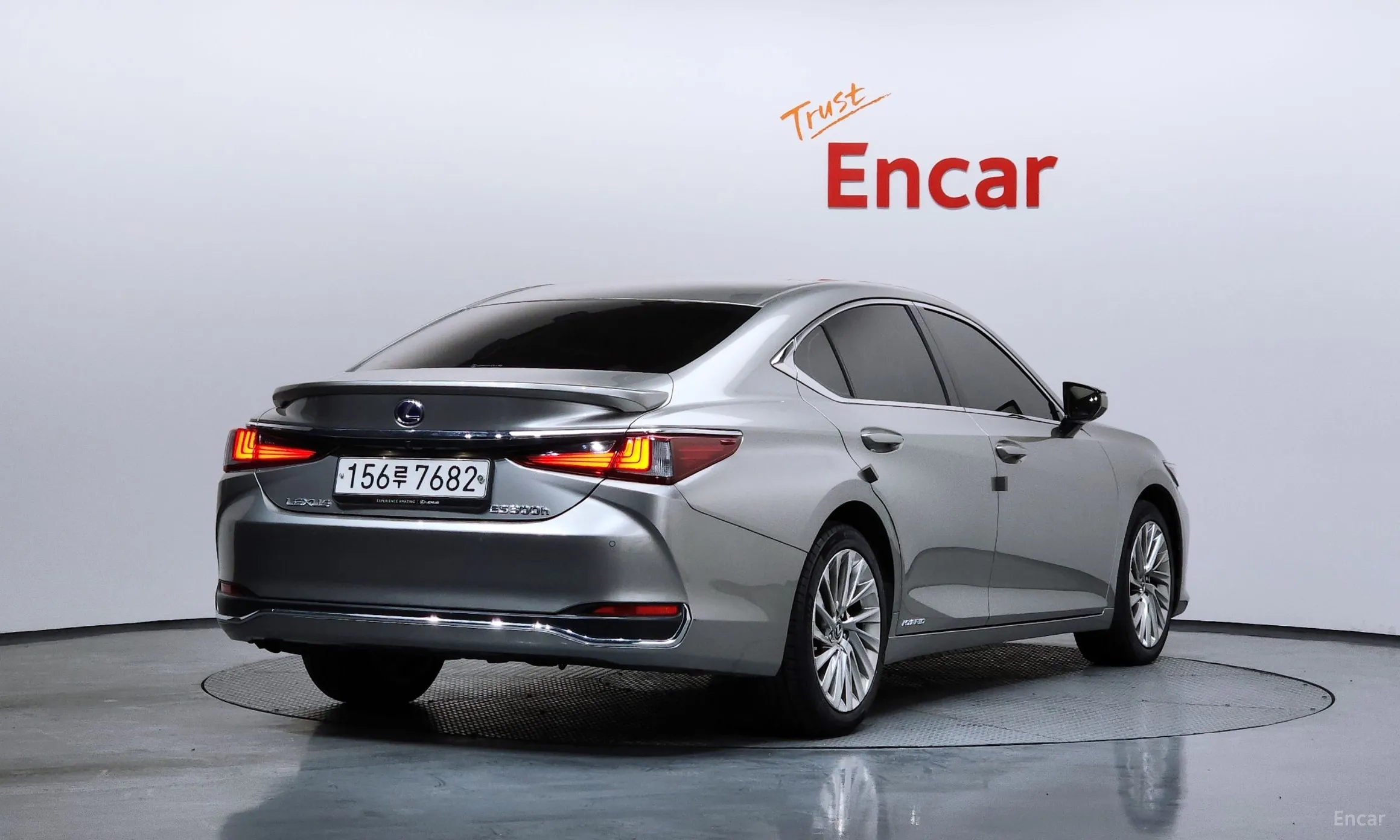 Lexus ES300h 7th Generation