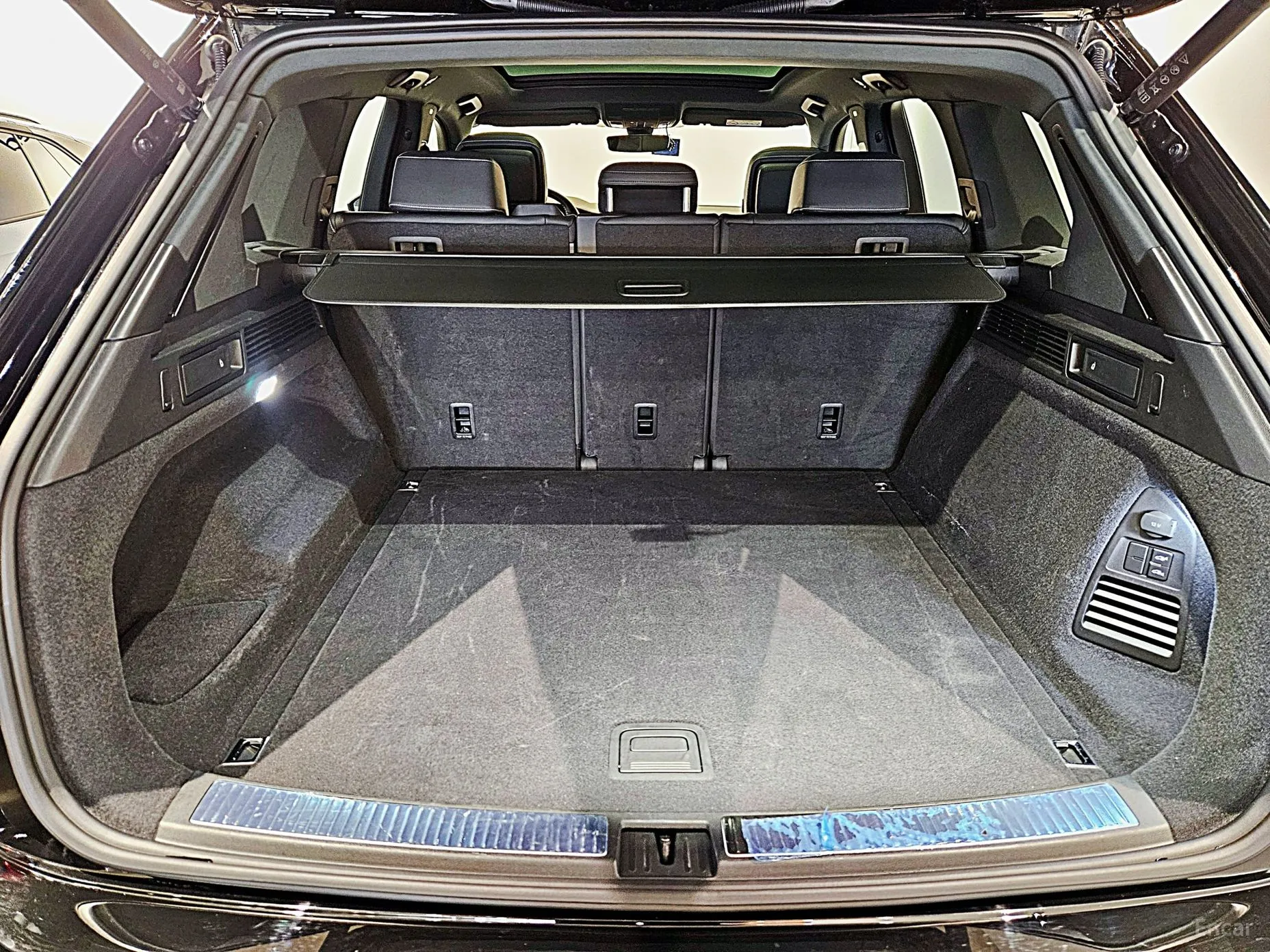 Volkswagen Touareg 3rd Generation превью 20