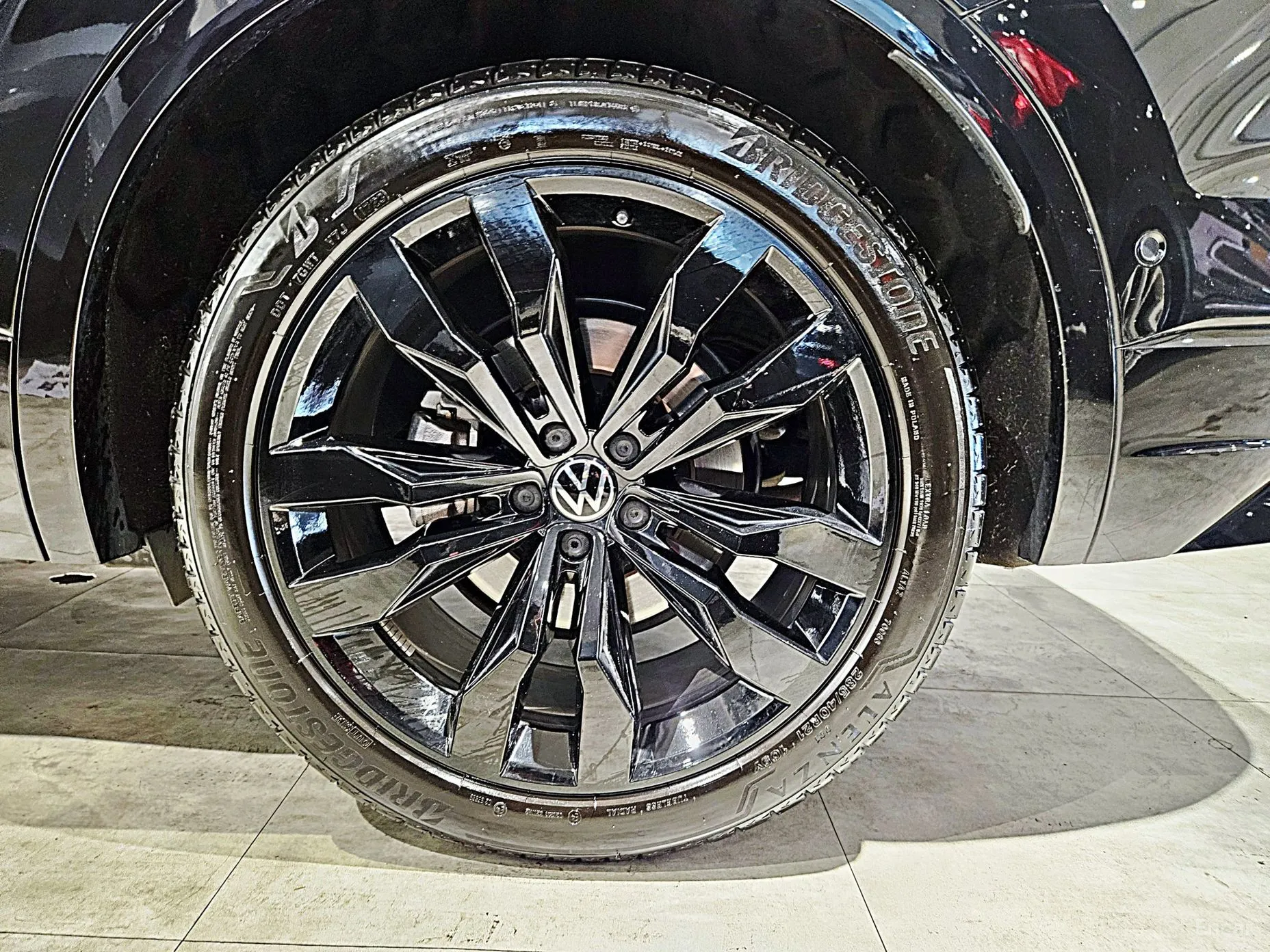 Volkswagen Touareg 3rd Generation превью 5
