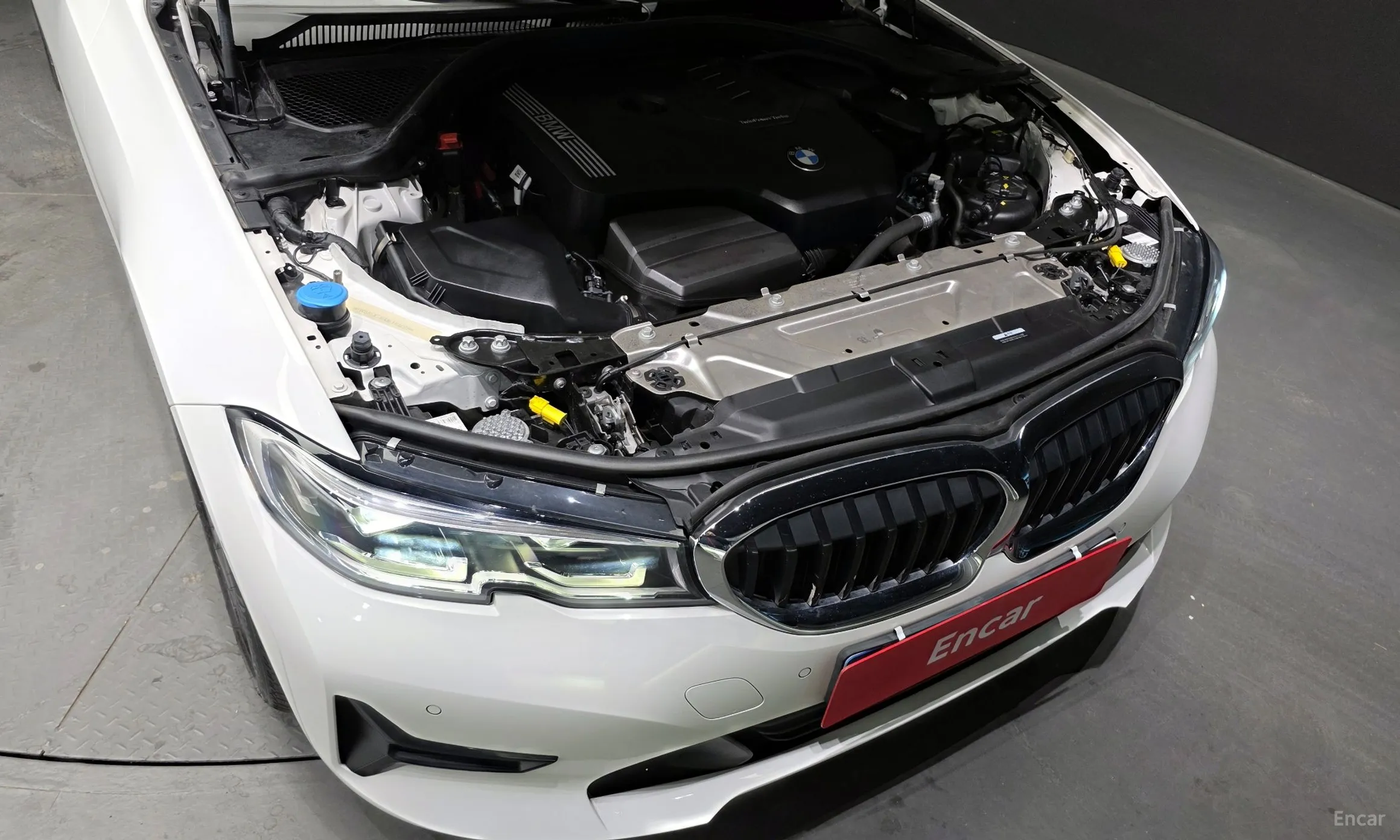 BMW 3 Series (G20) превью 6