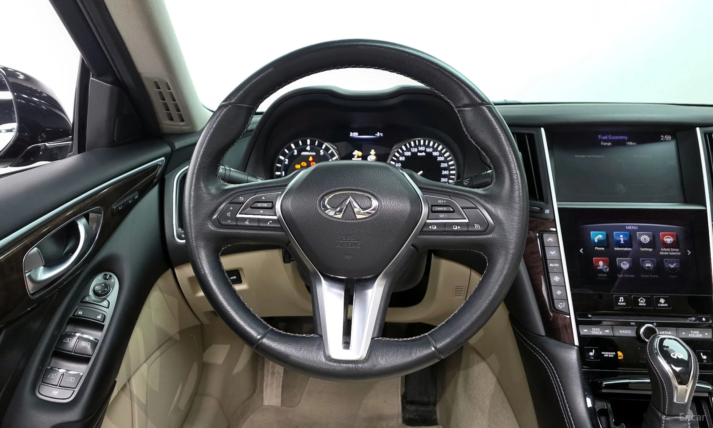 Infiniti Q50 превью 13