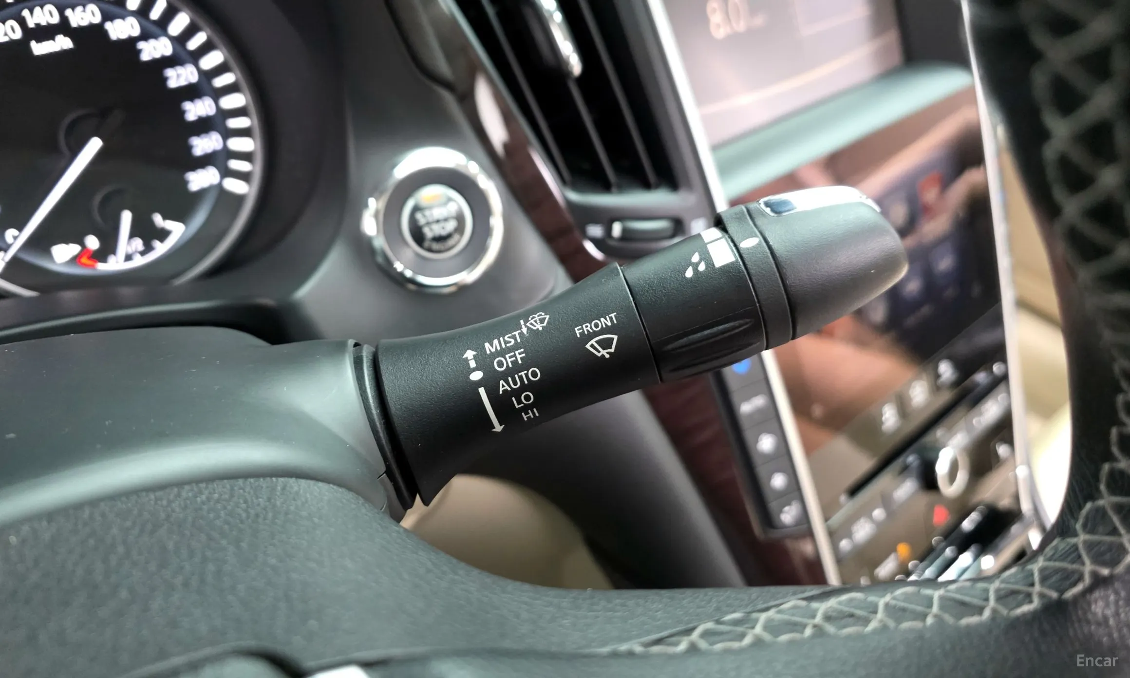 Infiniti Q50 превью 18