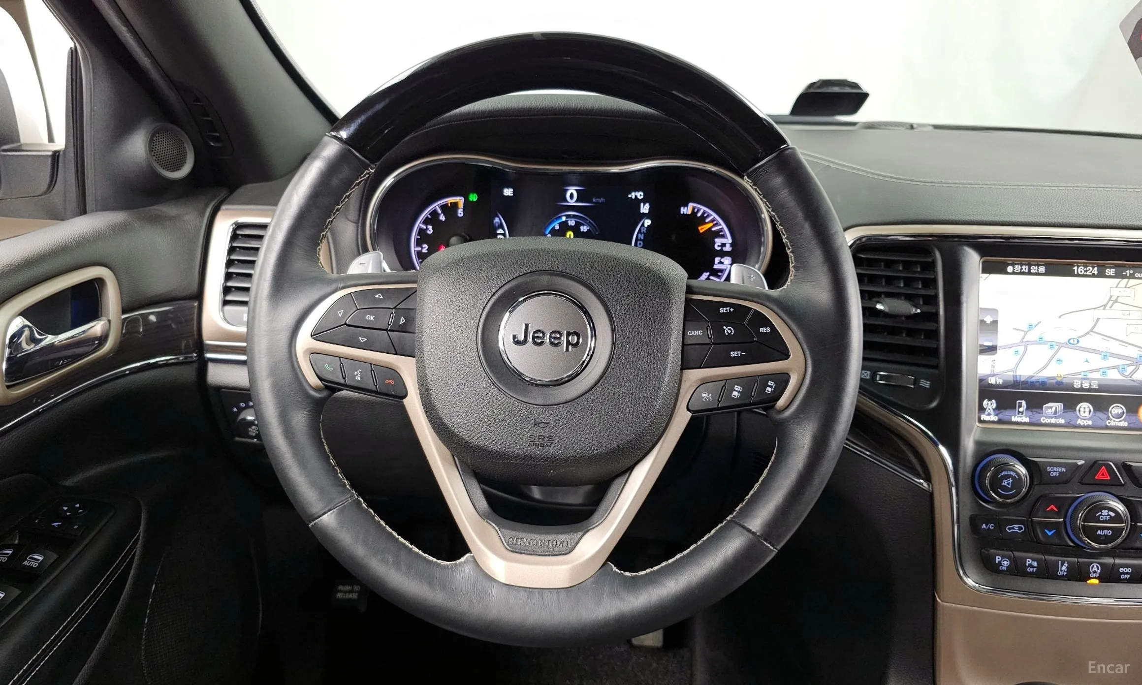 Jeep Grand Cherokee превью 13