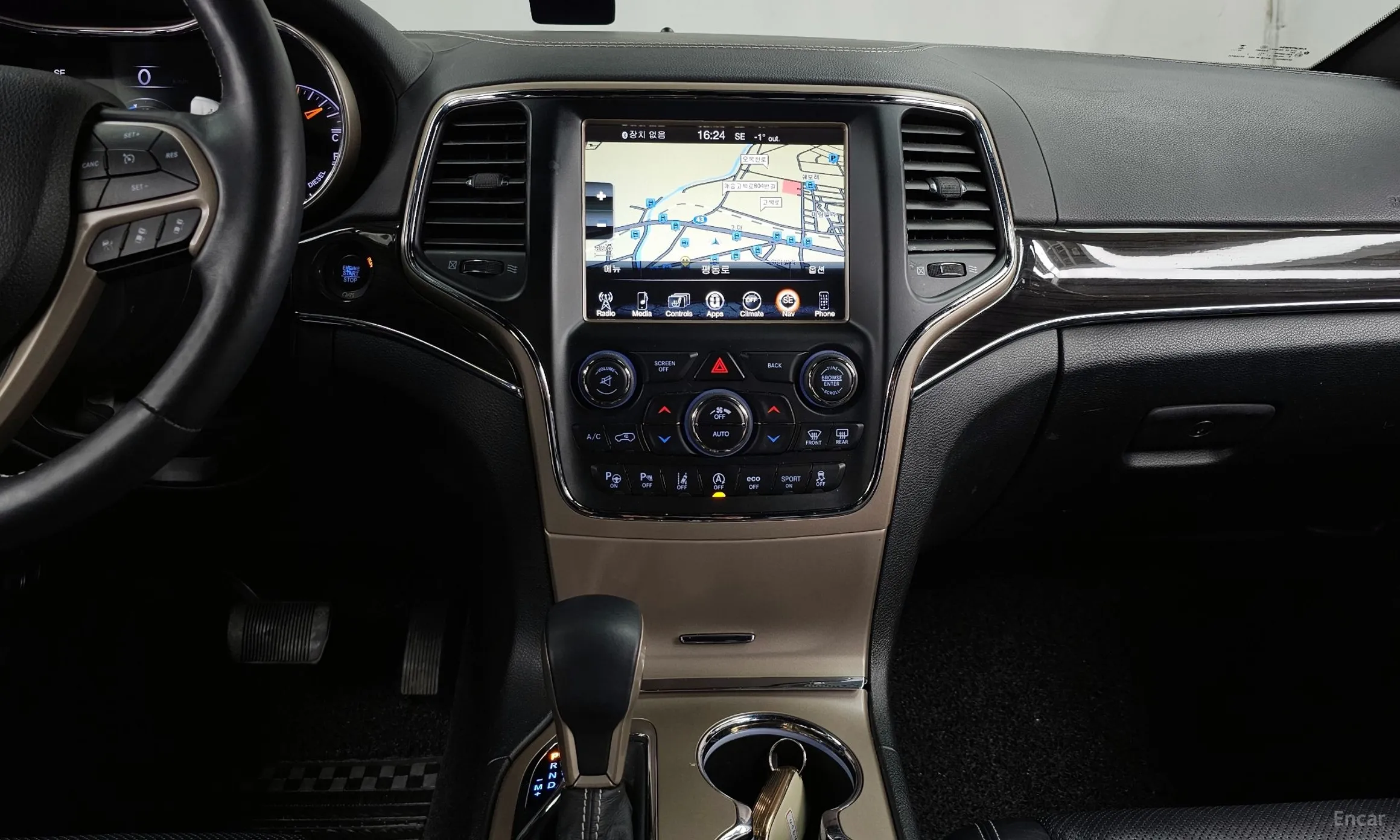 Jeep Grand Cherokee превью 14