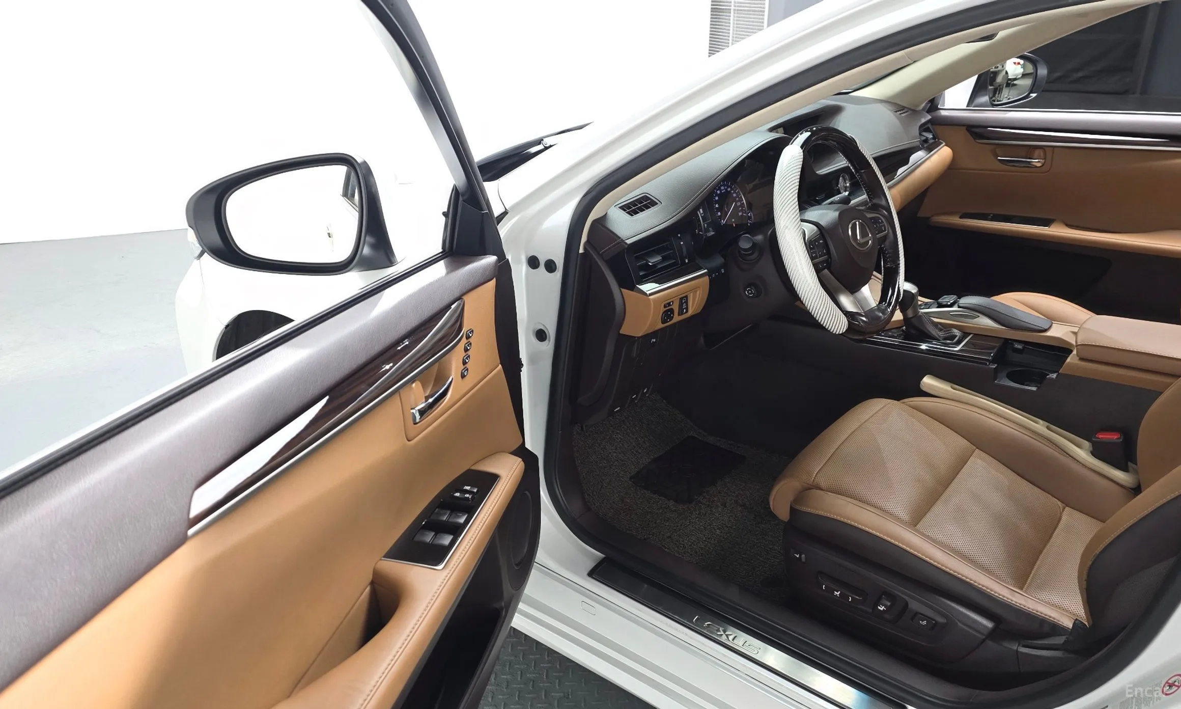 Lexus New ES350 превью 12