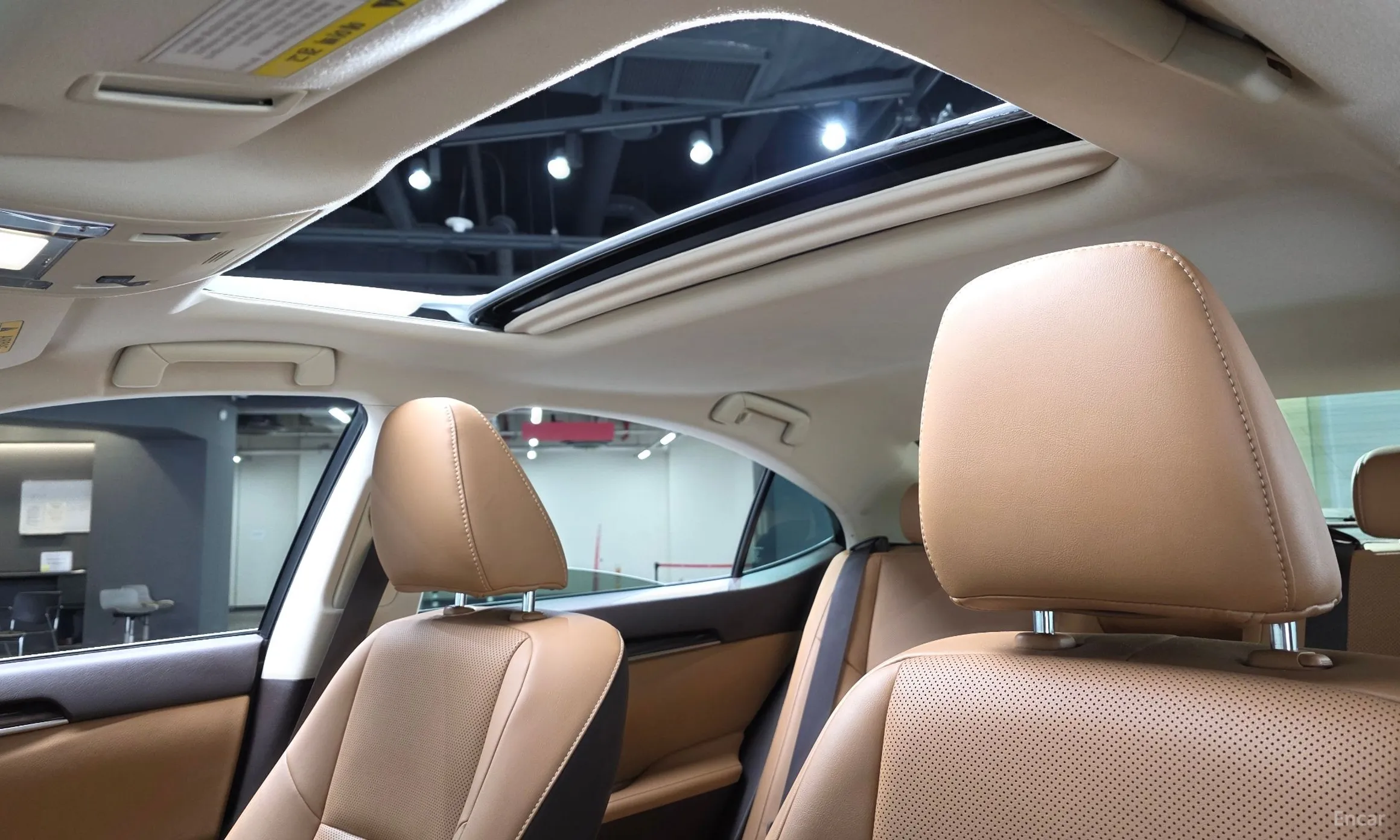 Lexus New ES350 превью 18