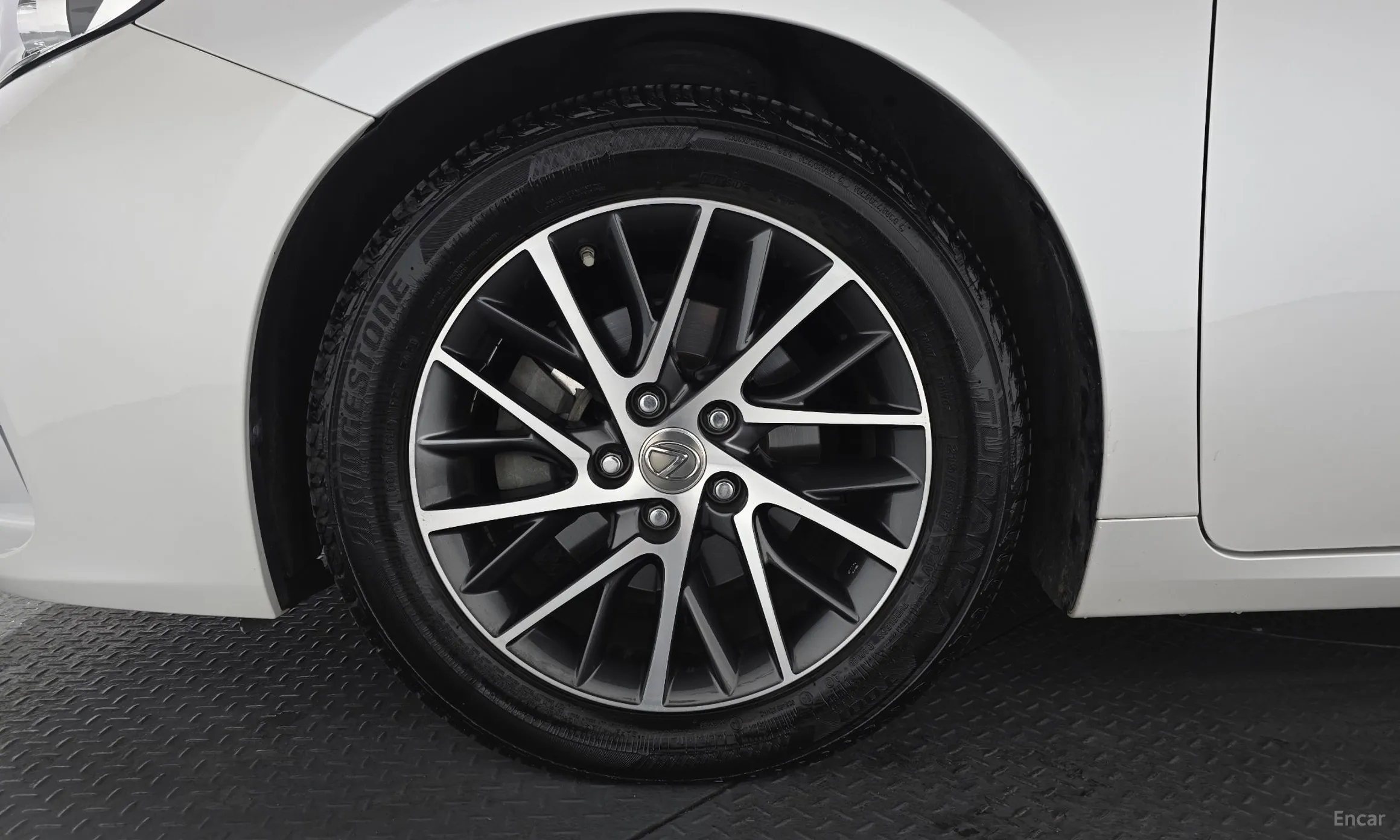 Lexus New ES350 превью 5