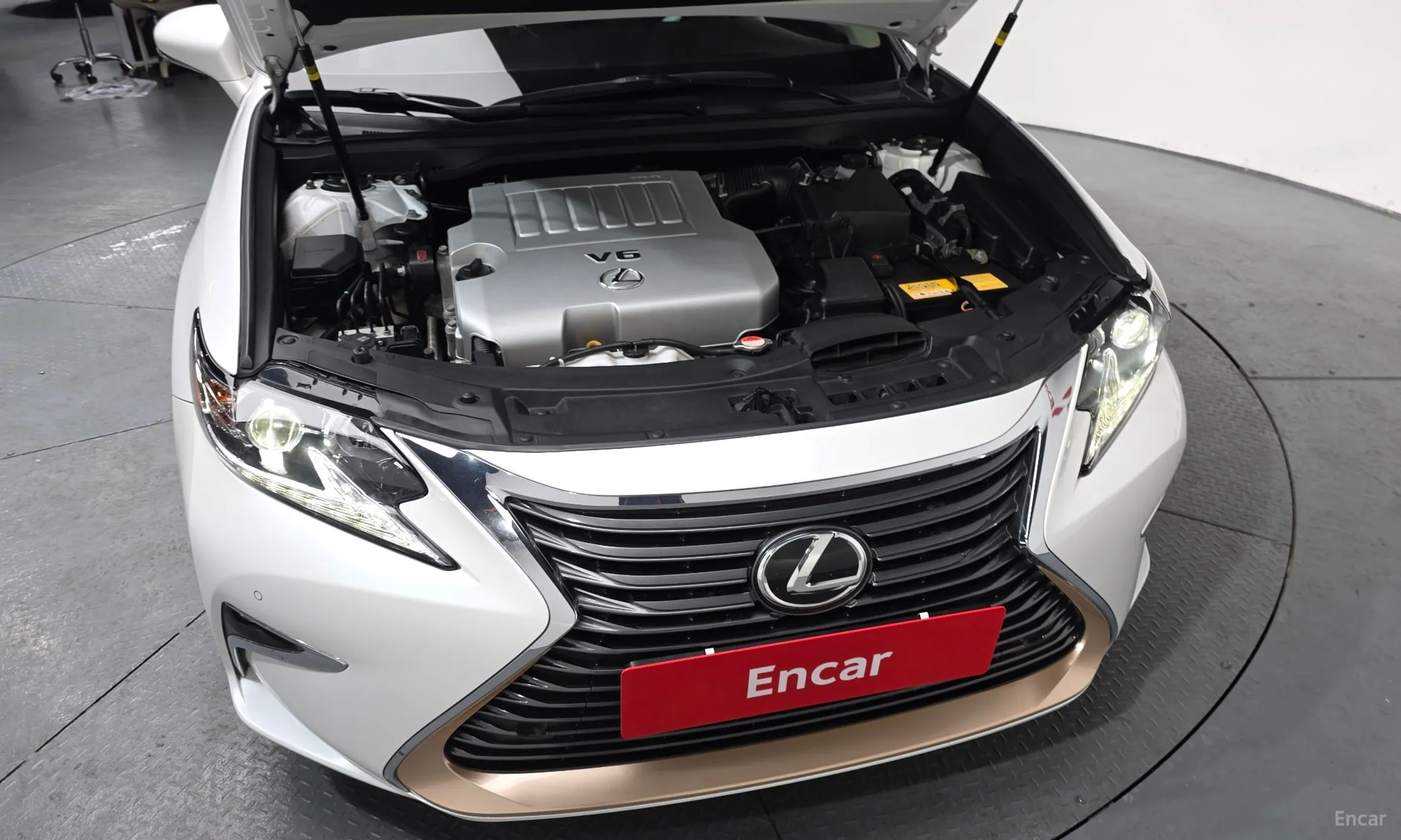 Lexus New ES350 превью 6