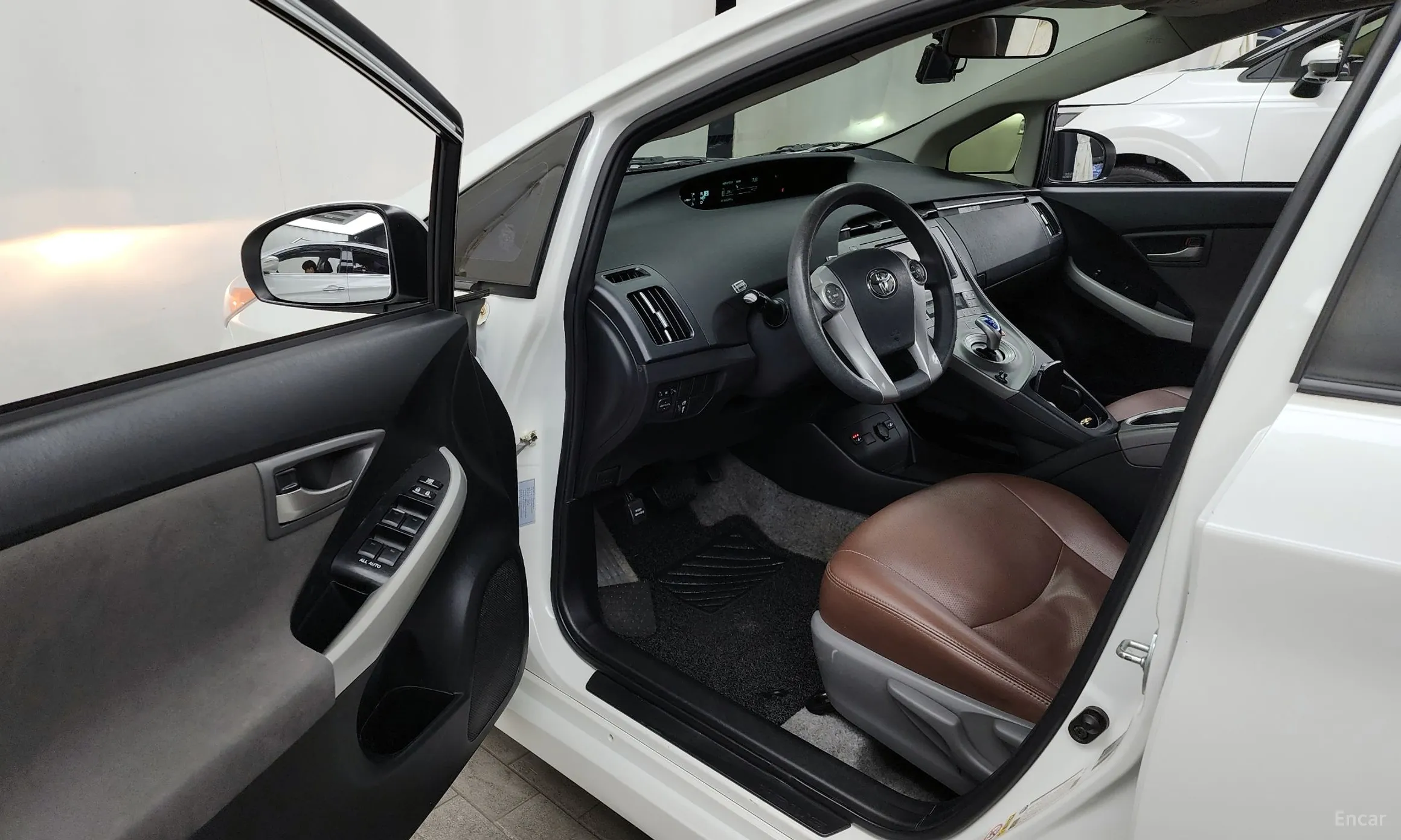 Toyota Toyota Prius превью 10