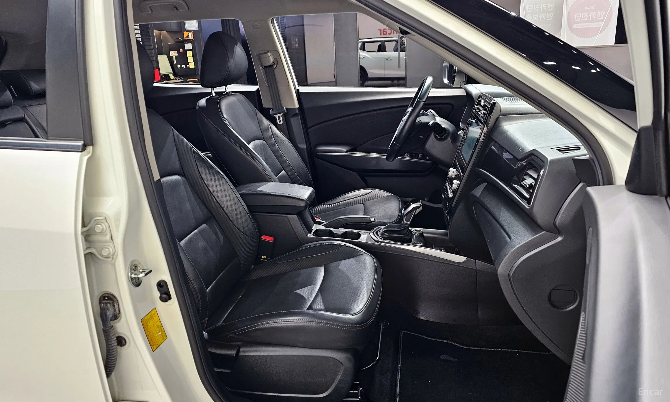 KG Mobility (SsangYong) Berry New Tivoli превью 10