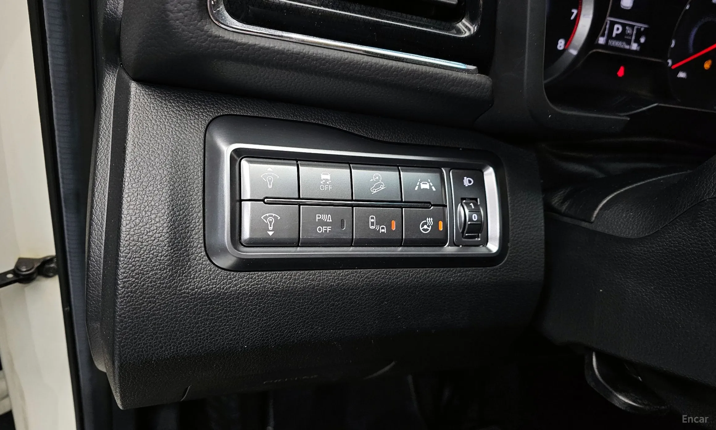 KG Mobility (SsangYong) Berry New Tivoli превью 14