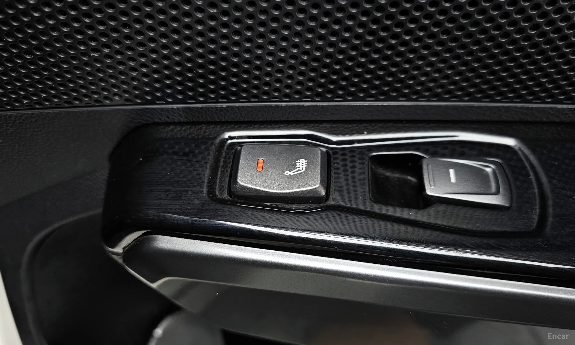 KG Mobility (SsangYong) Berry New Tivoli превью 19