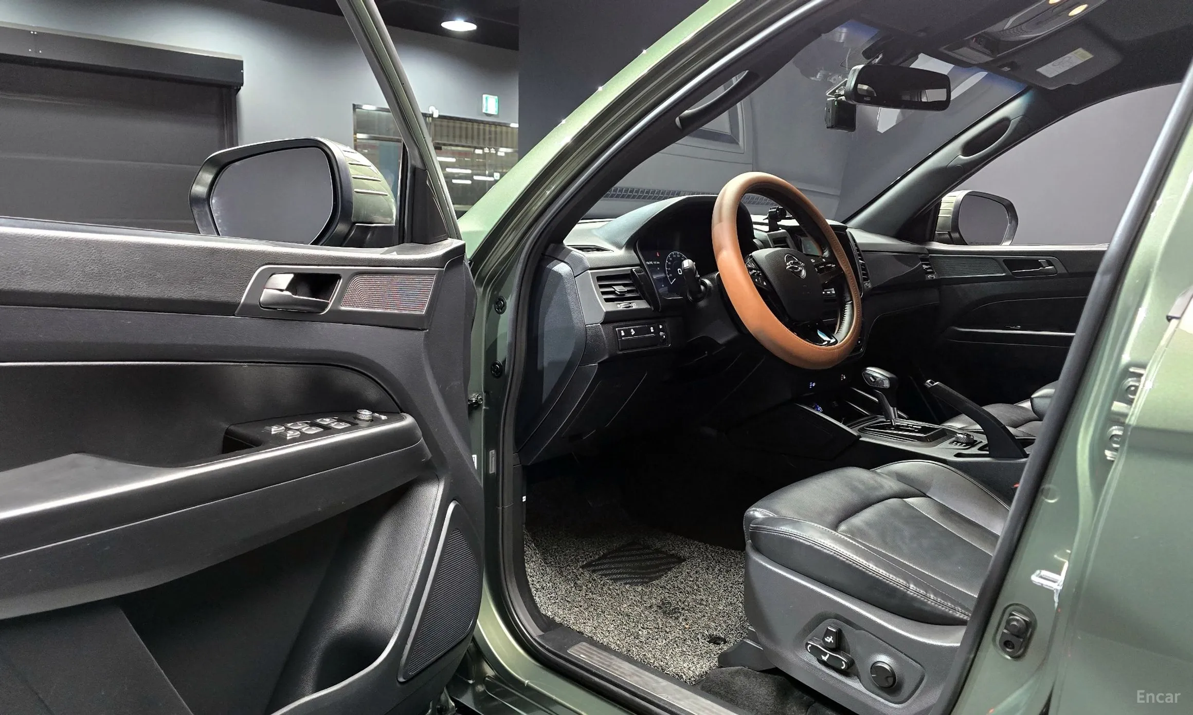 KG Mobility (SsangYong) Rexton Sports превью 11