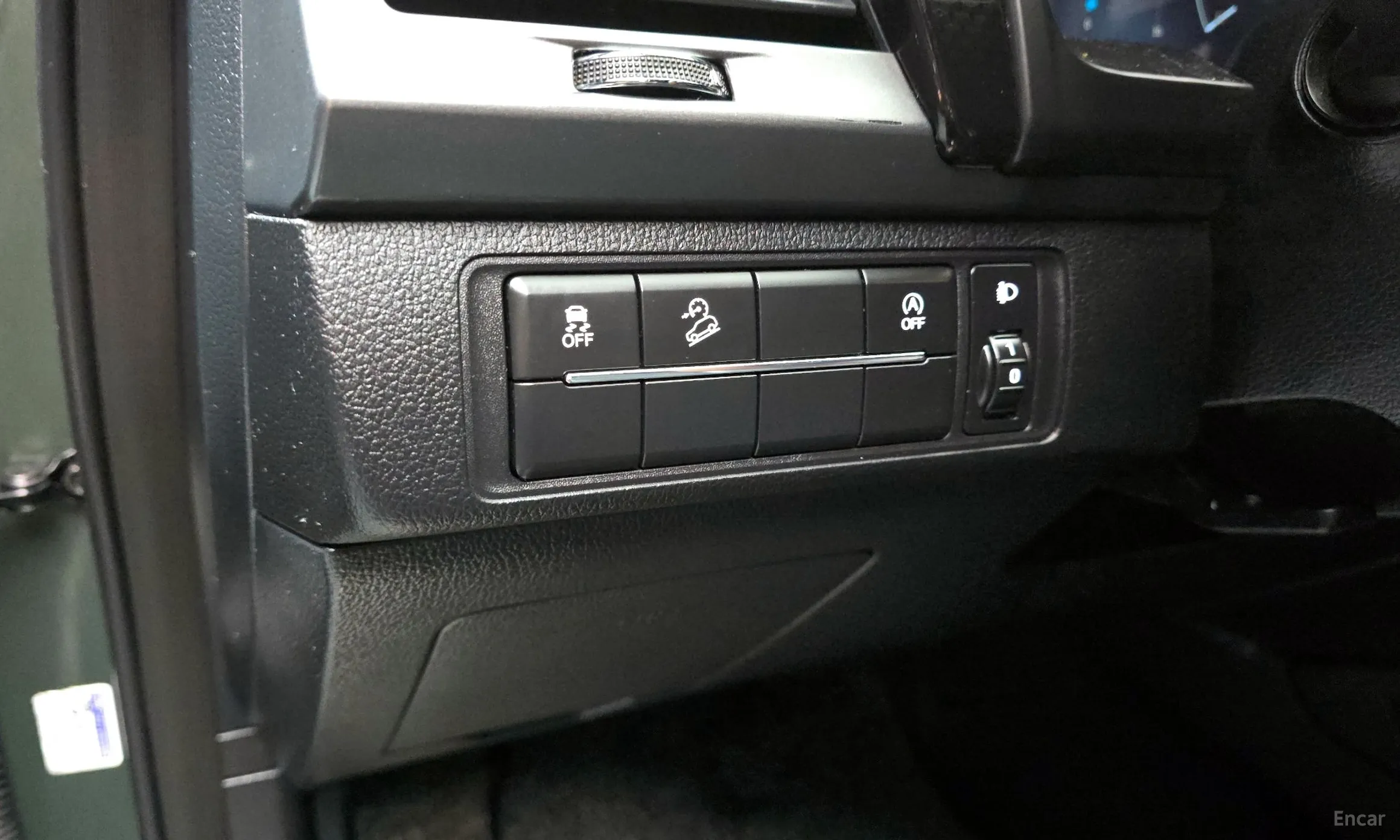 KG Mobility (SsangYong) Rexton Sports превью 13