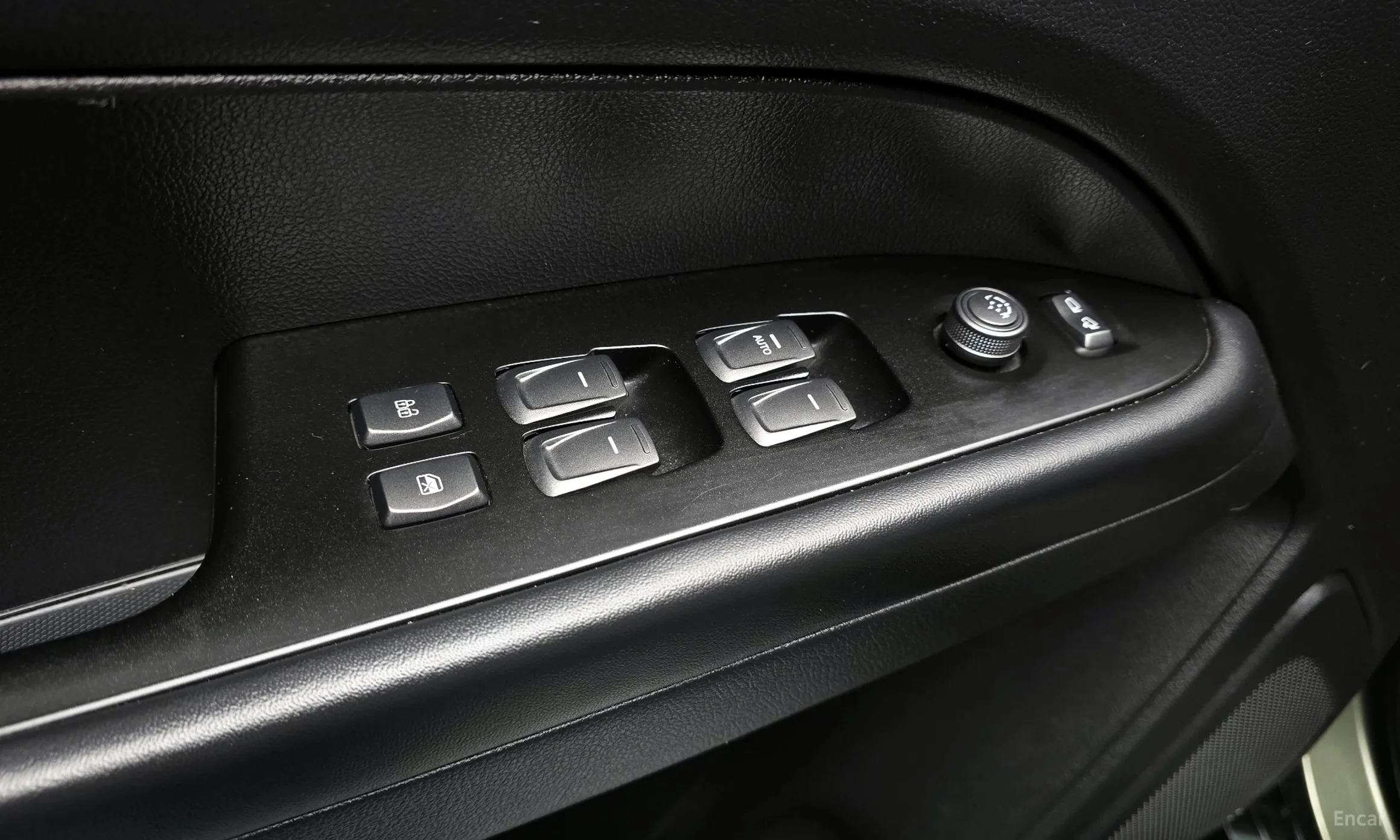 KG Mobility (SsangYong) Rexton Sports превью 18
