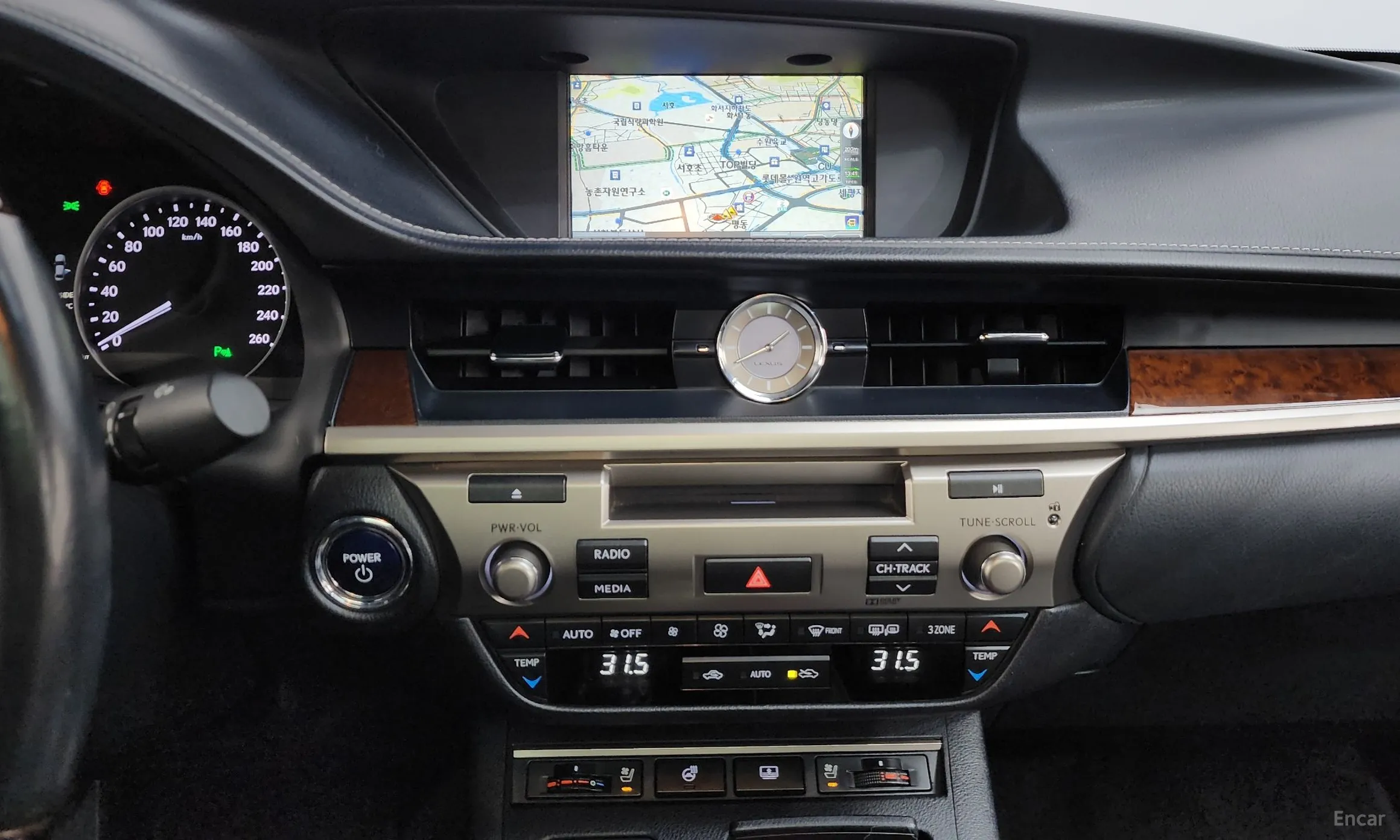 Lexus New ES300h превью 15