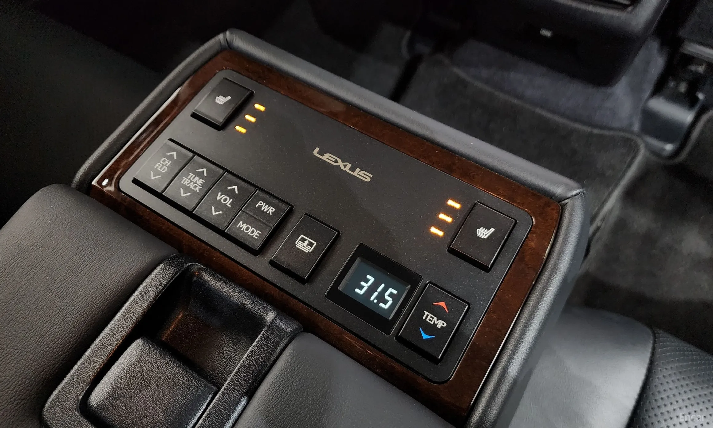 Lexus New ES300h превью 18