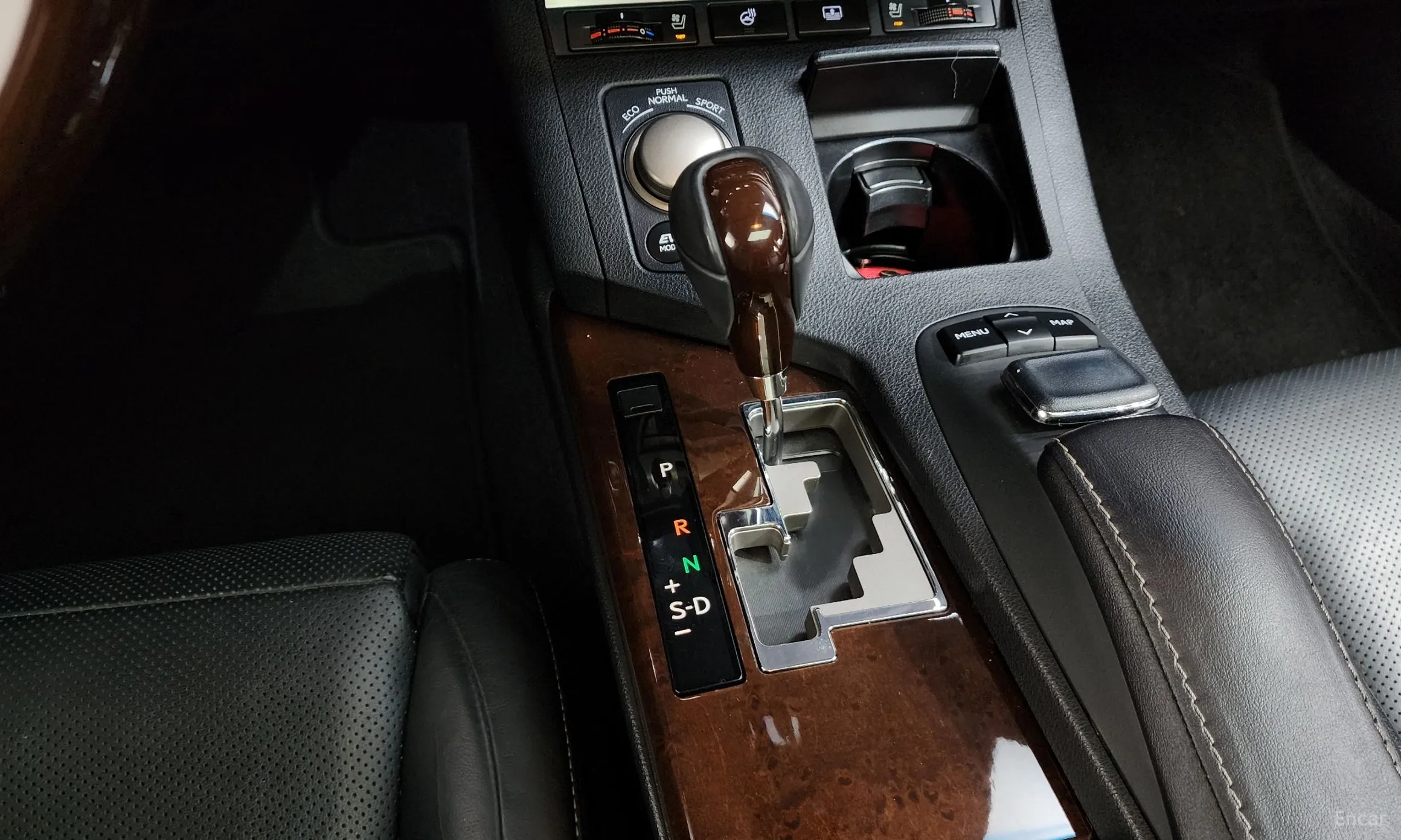 Lexus New ES300h превью 9