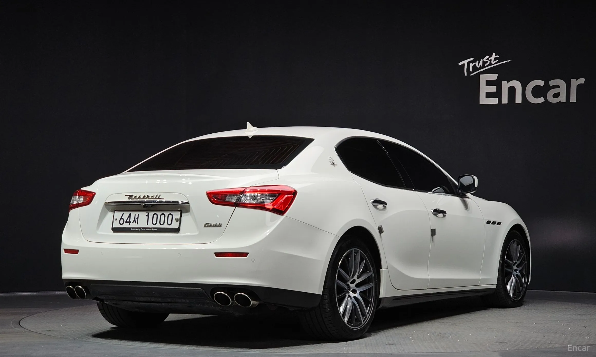 Maserati Ghibli превью 2