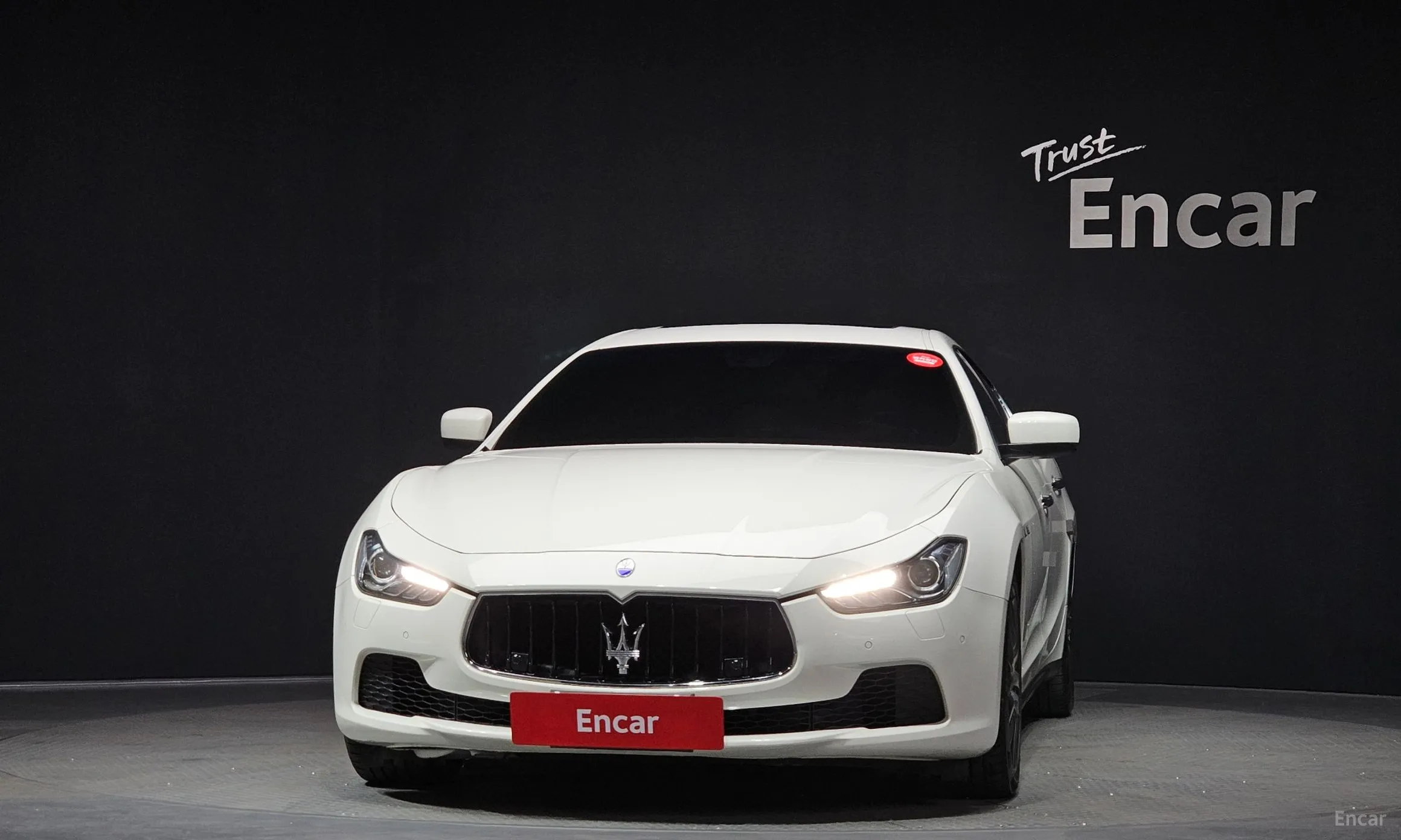 Maserati Ghibli превью 3