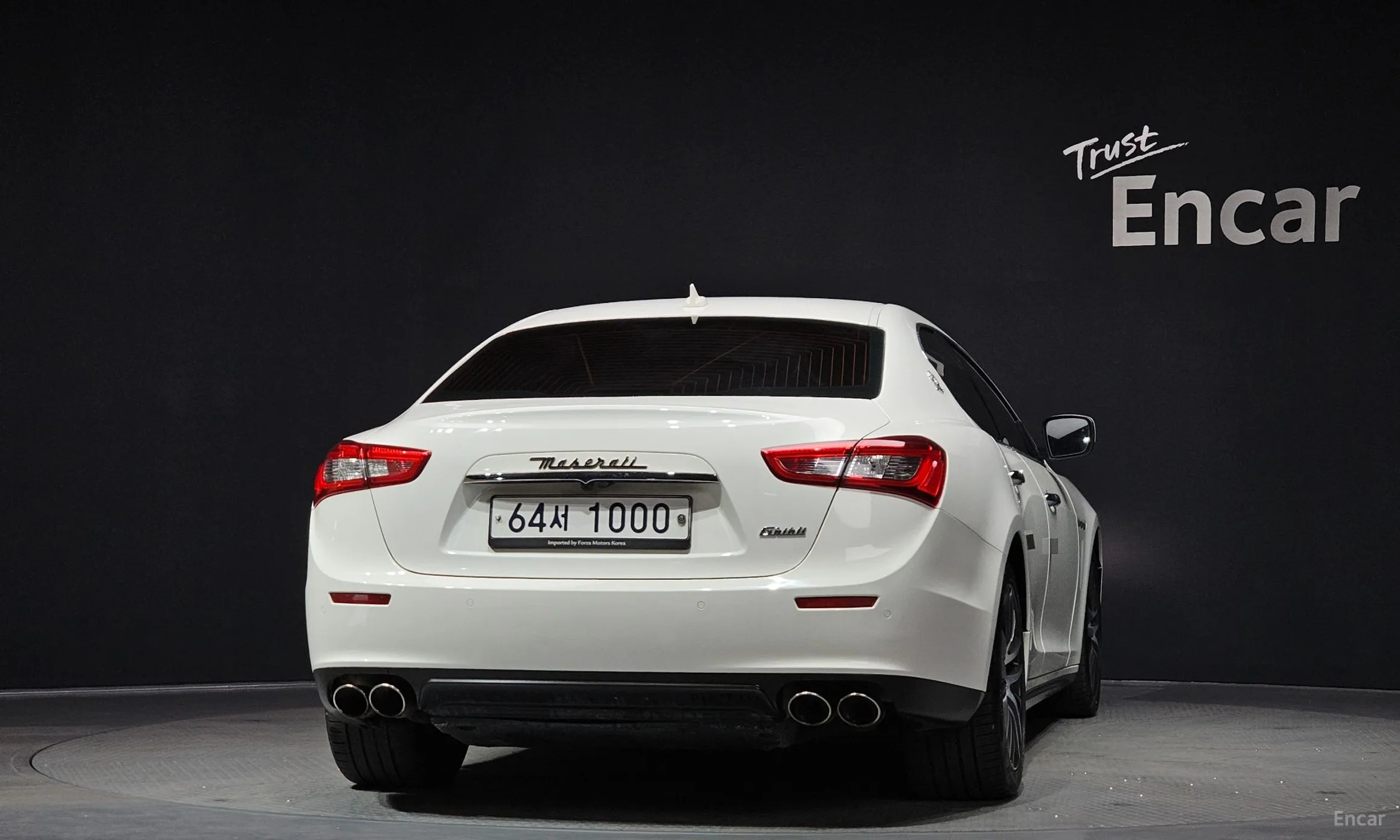 Maserati Ghibli превью 4