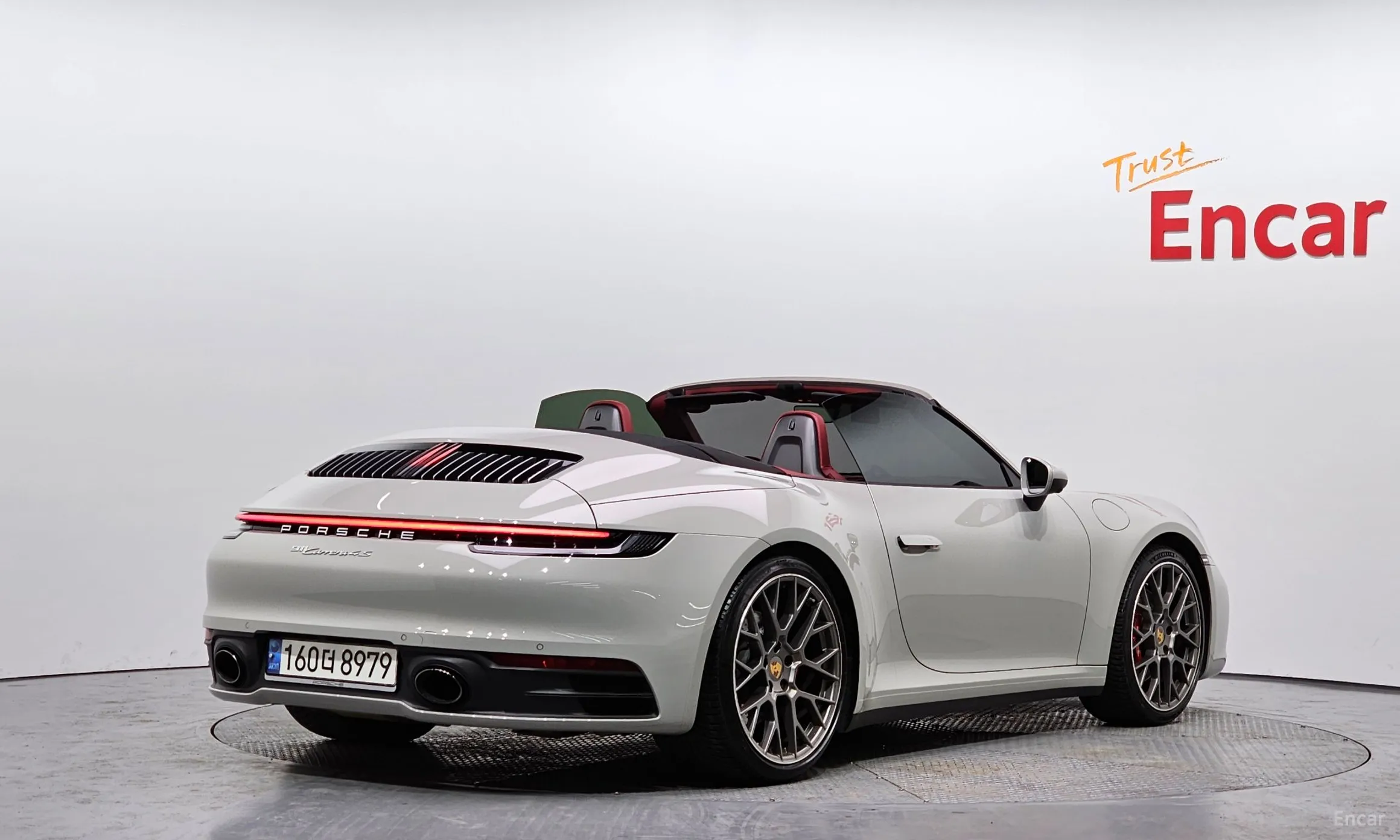 Porsche 911 (992) превью 2