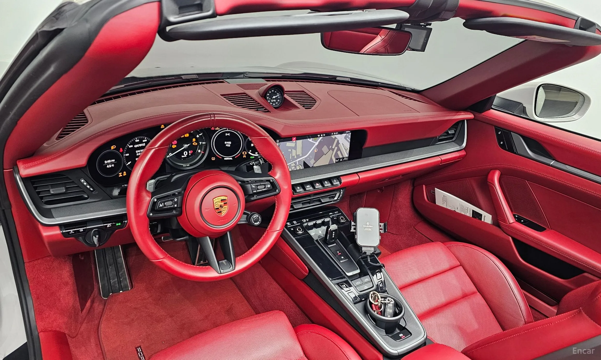 Porsche 911 (992) превью 7