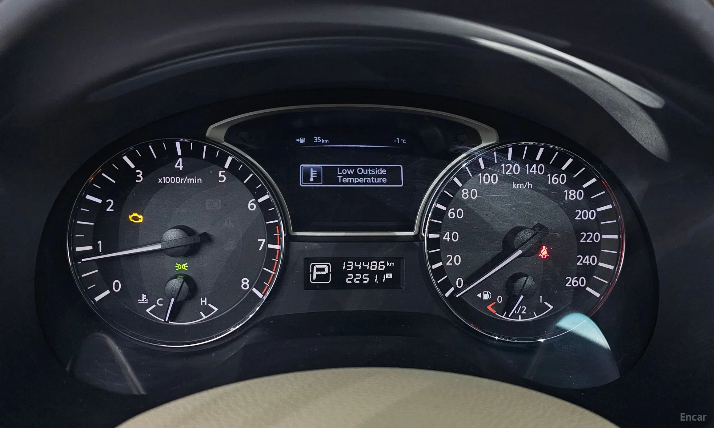 Nissan Altima превью 8