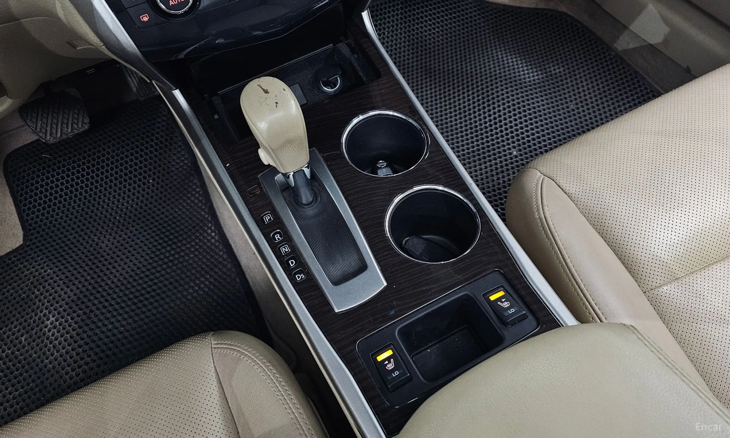 Nissan Altima превью 9