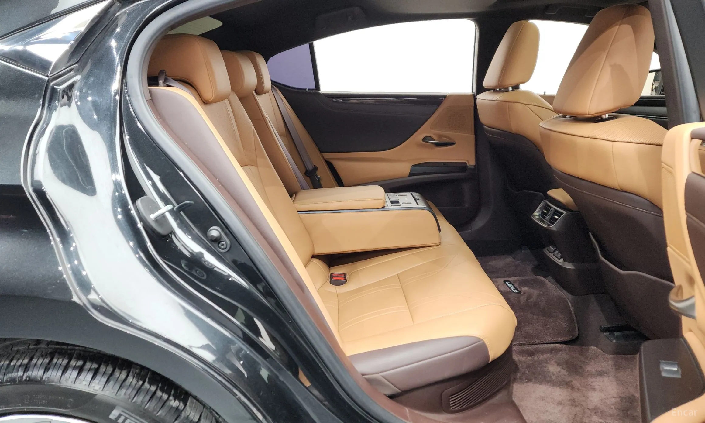 Lexus ES300h 7th Generation превью 12