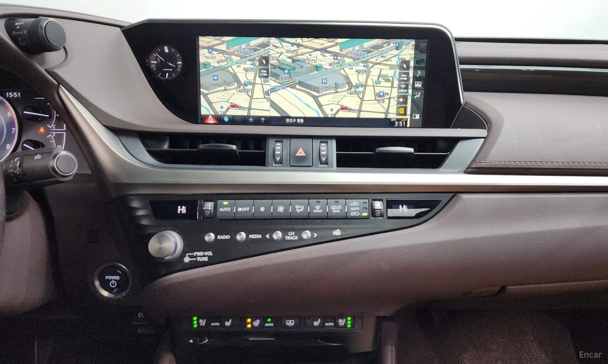 Lexus ES300h 7th Generation превью 14