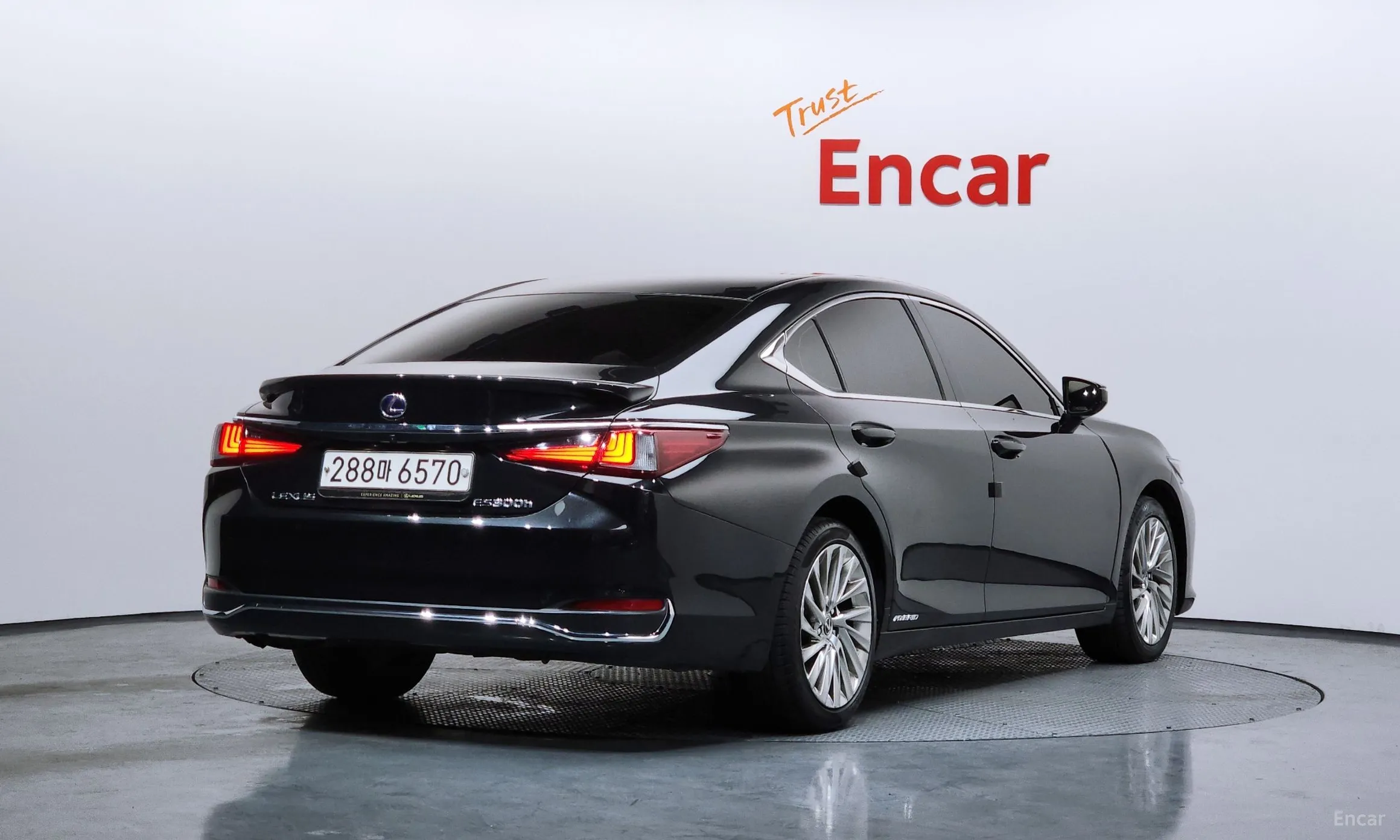 Lexus ES300h 7th Generation