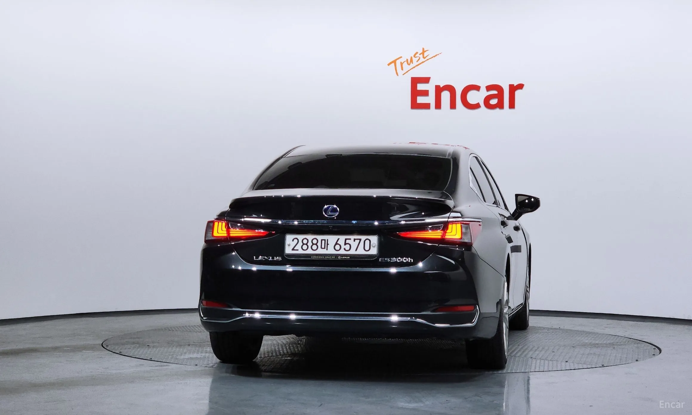 Lexus ES300h 7th Generation превью 4