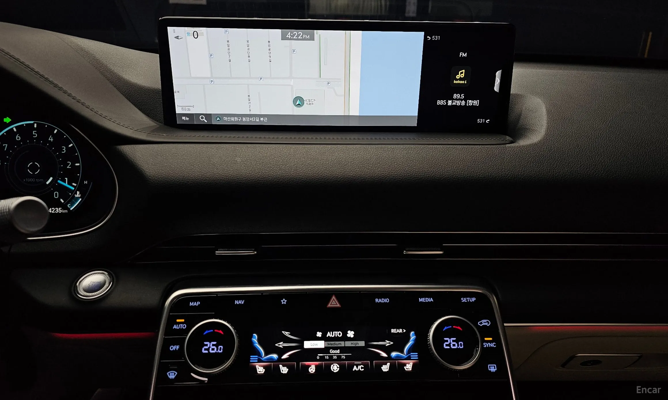 Genesis GV80 превью 14