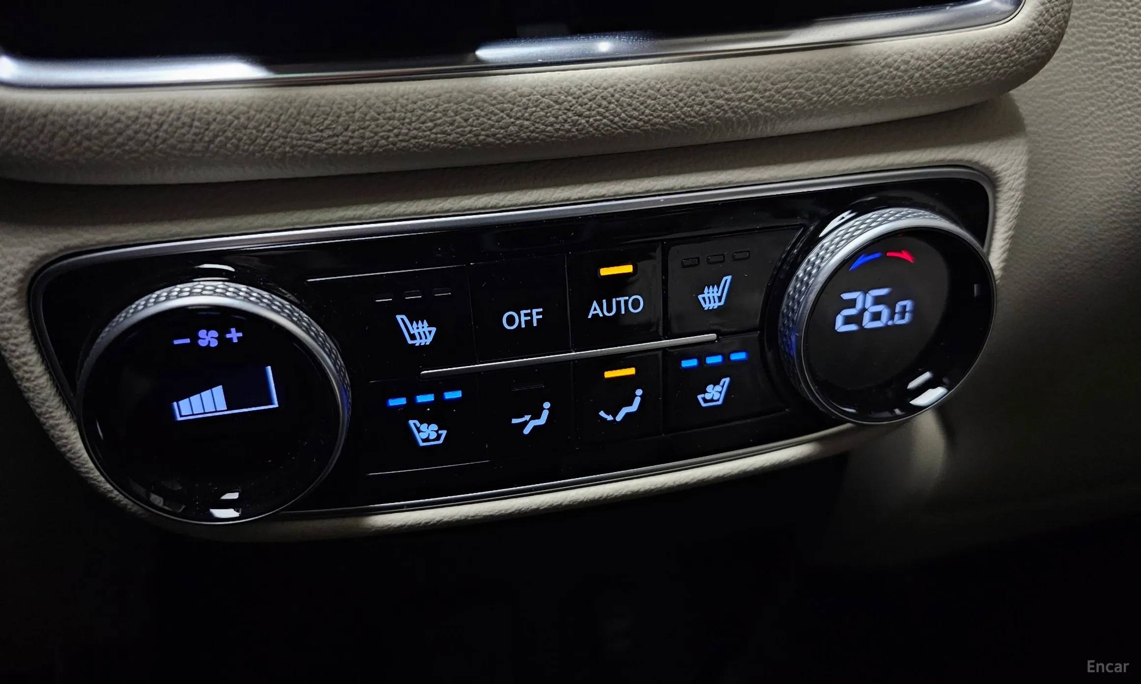 Genesis GV80 превью 19