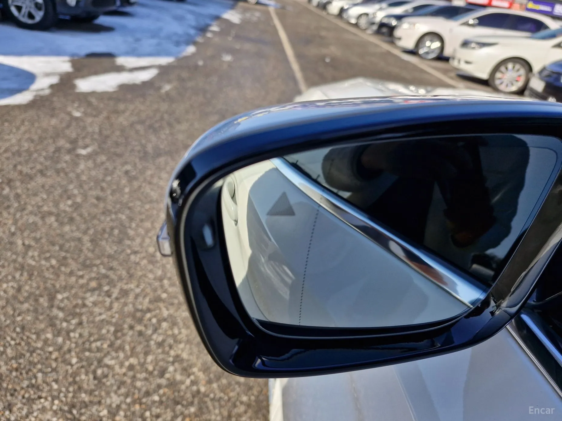 BMW 5 Series (G30) превью 10
